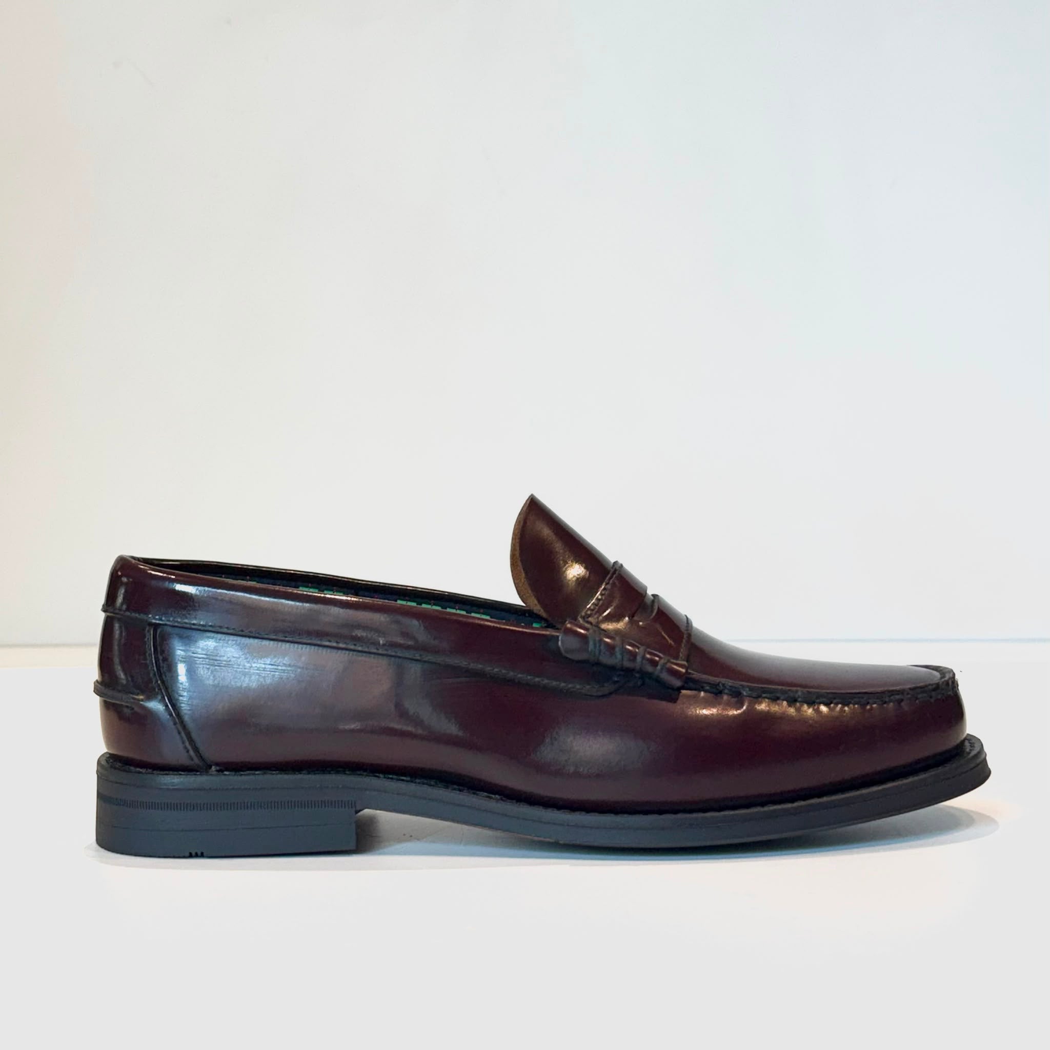 W6-Mocassino College Polished Burgundy Man
