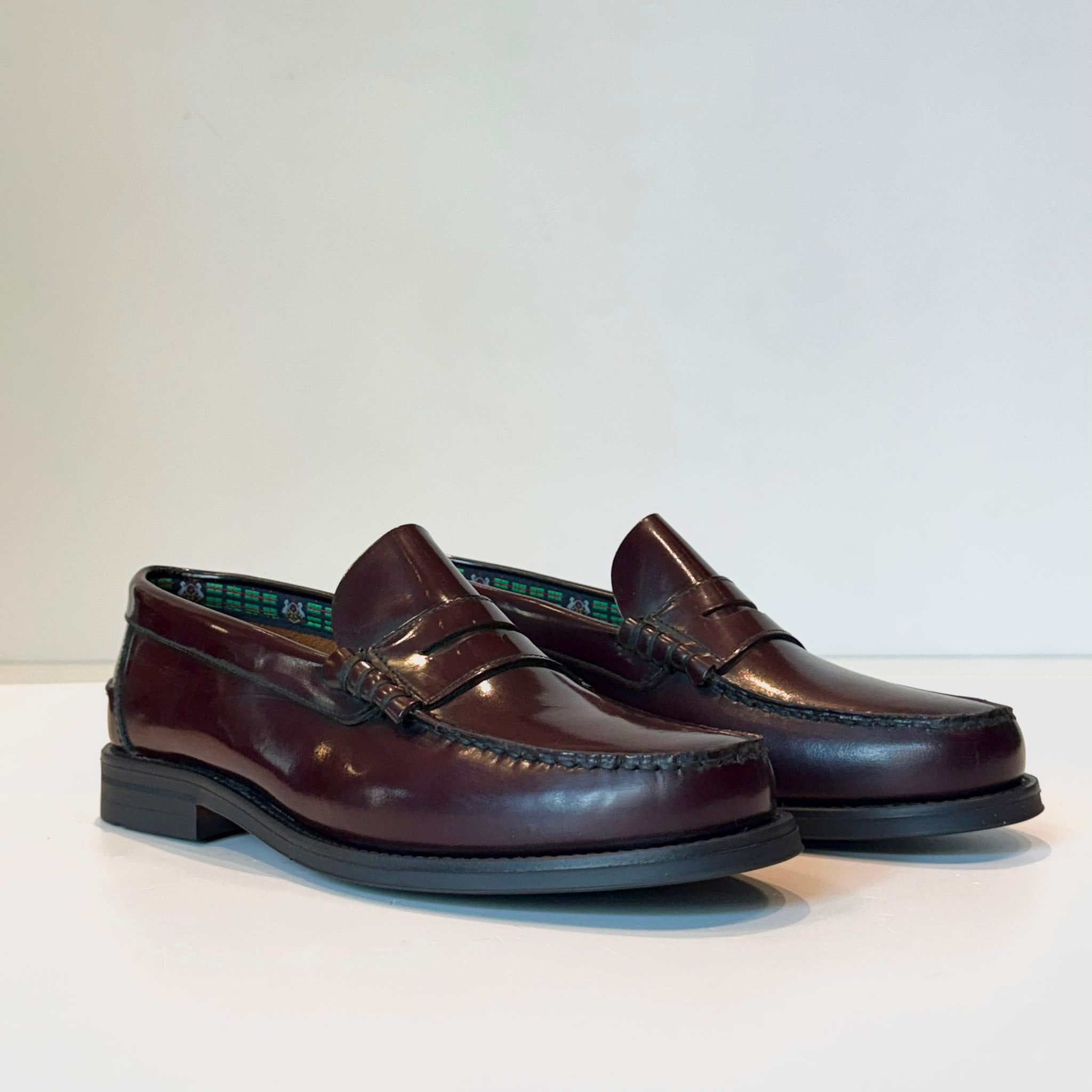 W6-Mocassino College Polished Burgundy Man