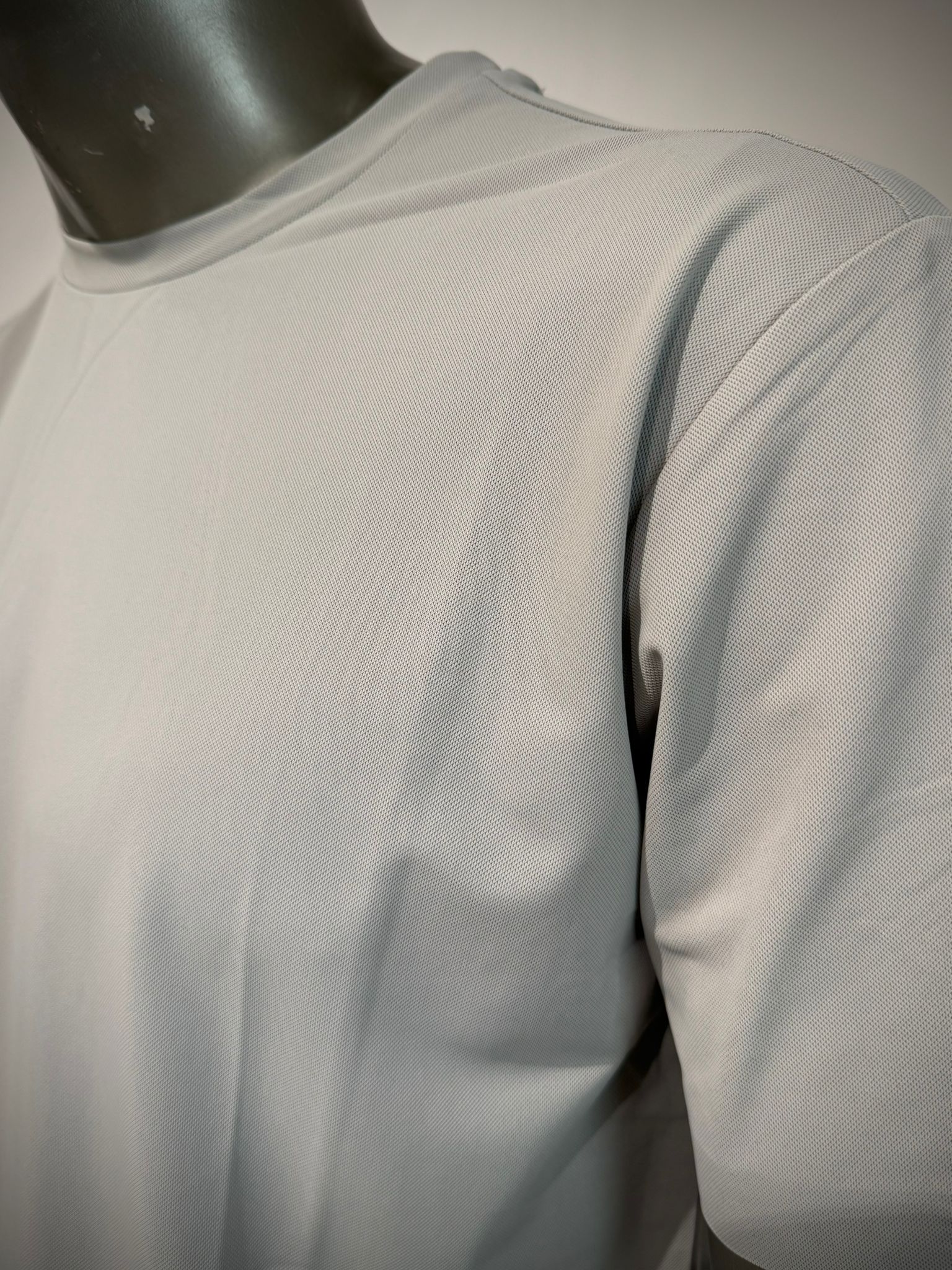 S6-0004 T-SHIRT Oxford 3D Perla Man