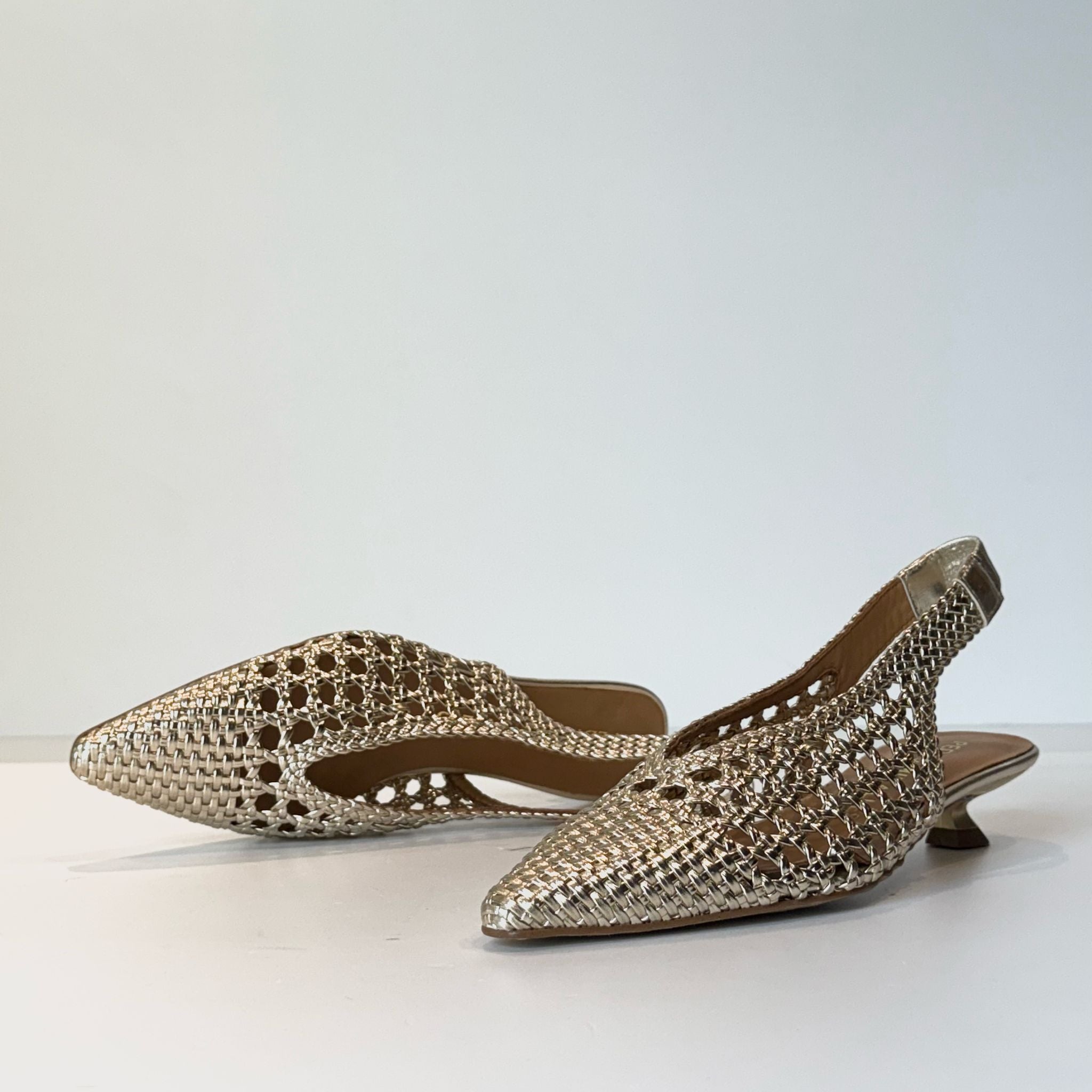 S5-17766 Chanel Intrecciato Platino