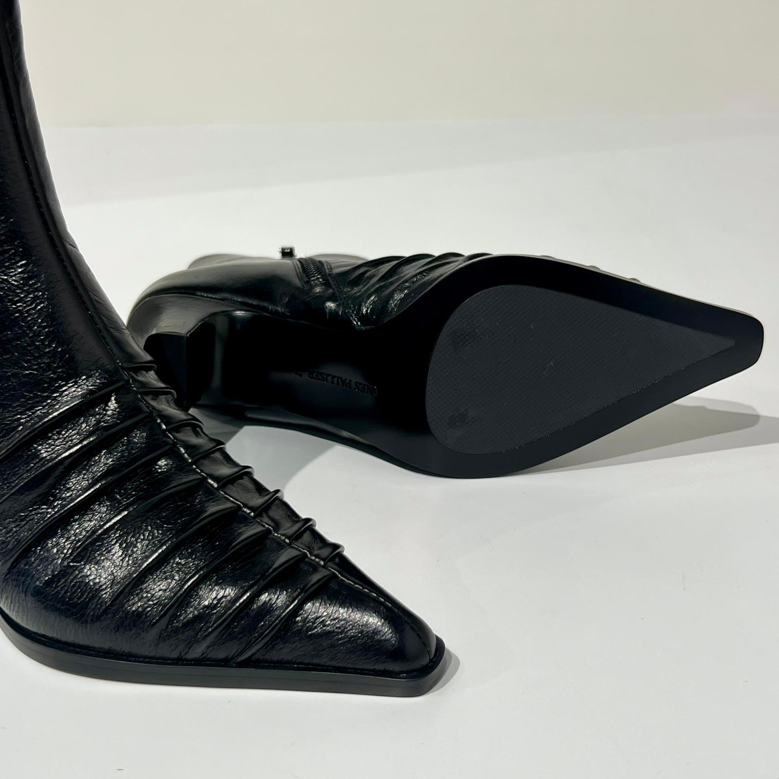 W5-90051 Tronchetto Zip Latex Nero