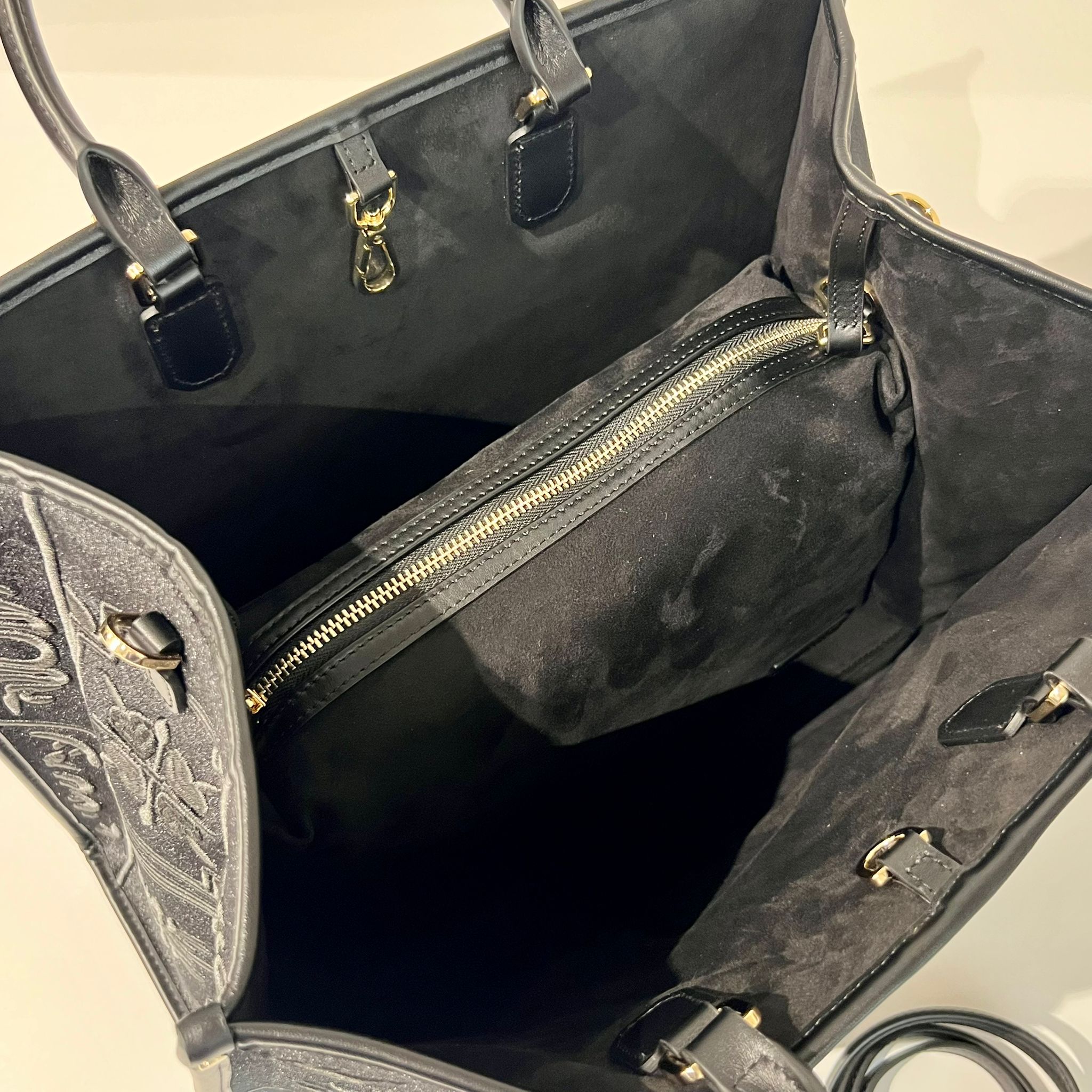 W5-1002 ATENA LISBONA Shopper Media Black Tie