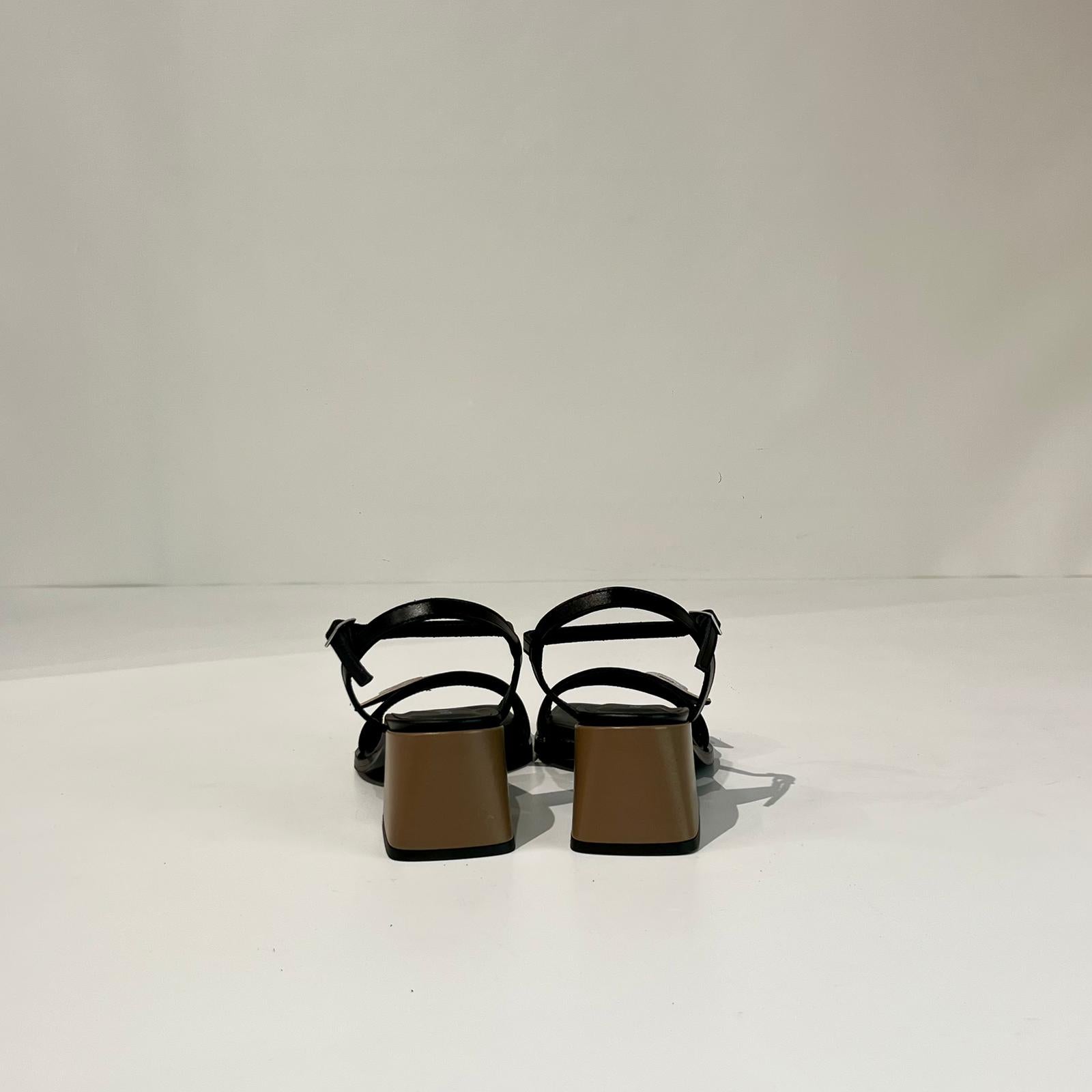 S5-T5029-1 Sandalo Tacco 5 Nero Beige