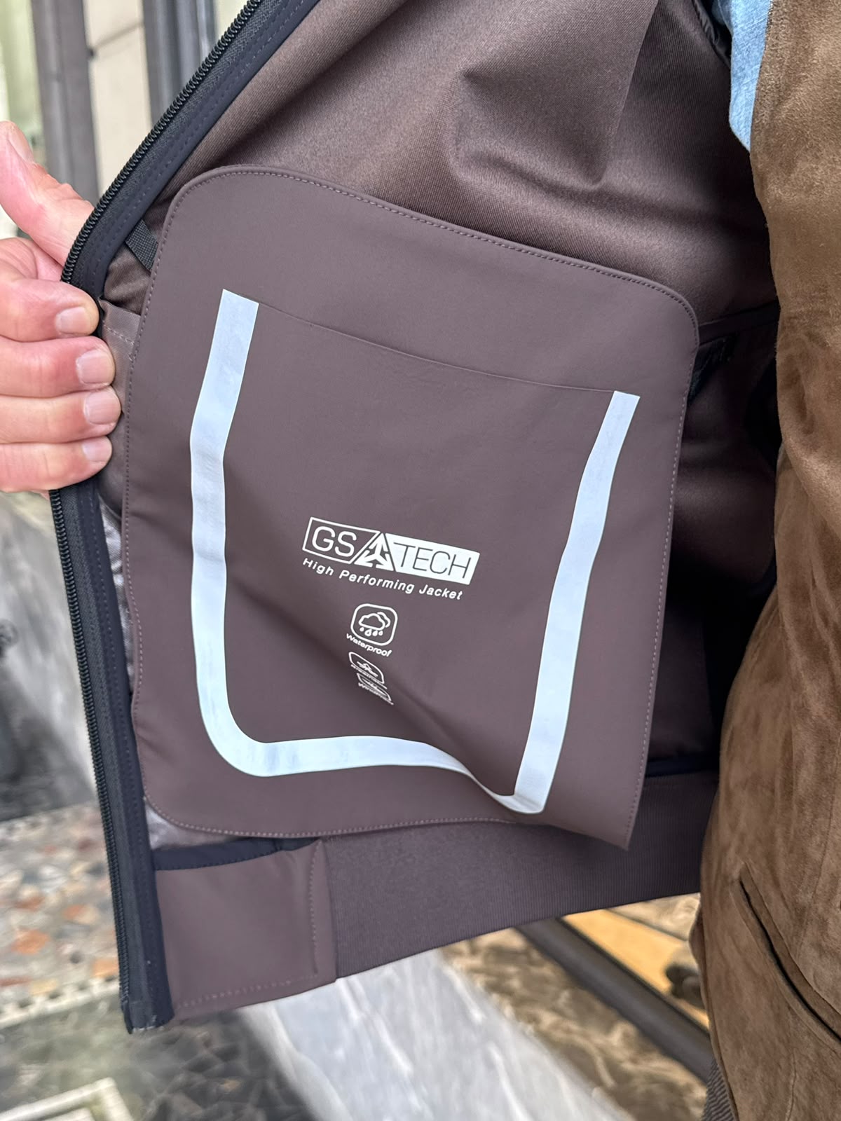 W6-0001 Giubbino Tech Moro Man