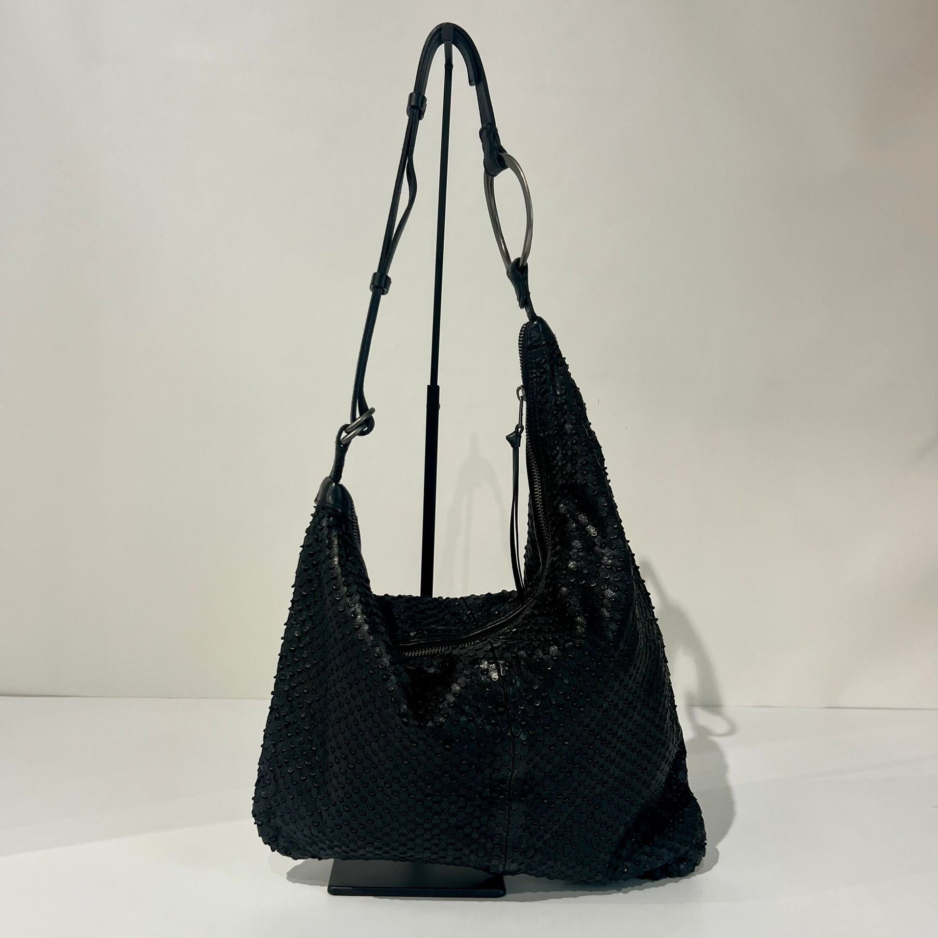 S6-1001 Borsa Tracolla Laserata Black 047