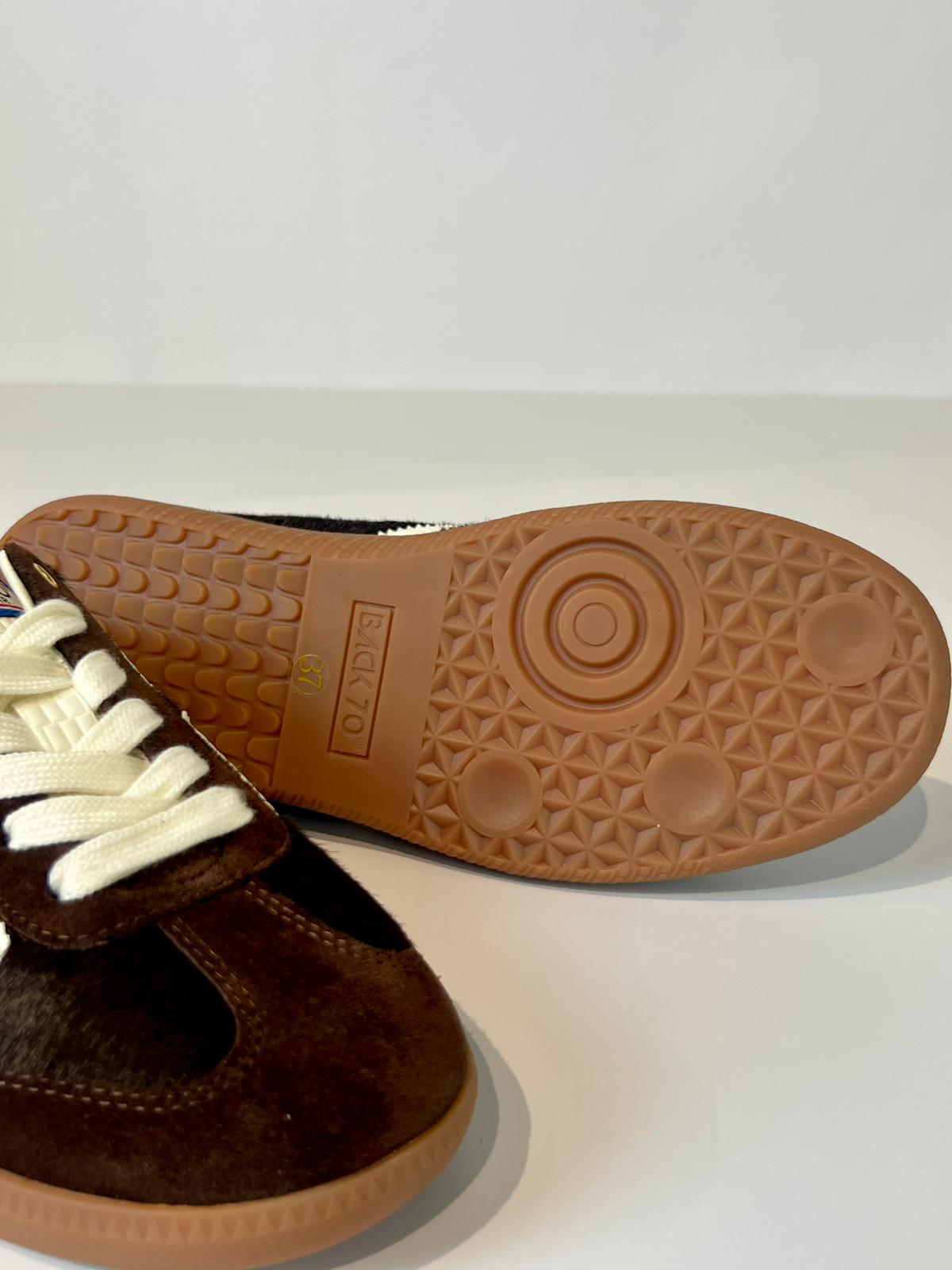 DW5-CLOUD TONGUE Coffee Milk 47