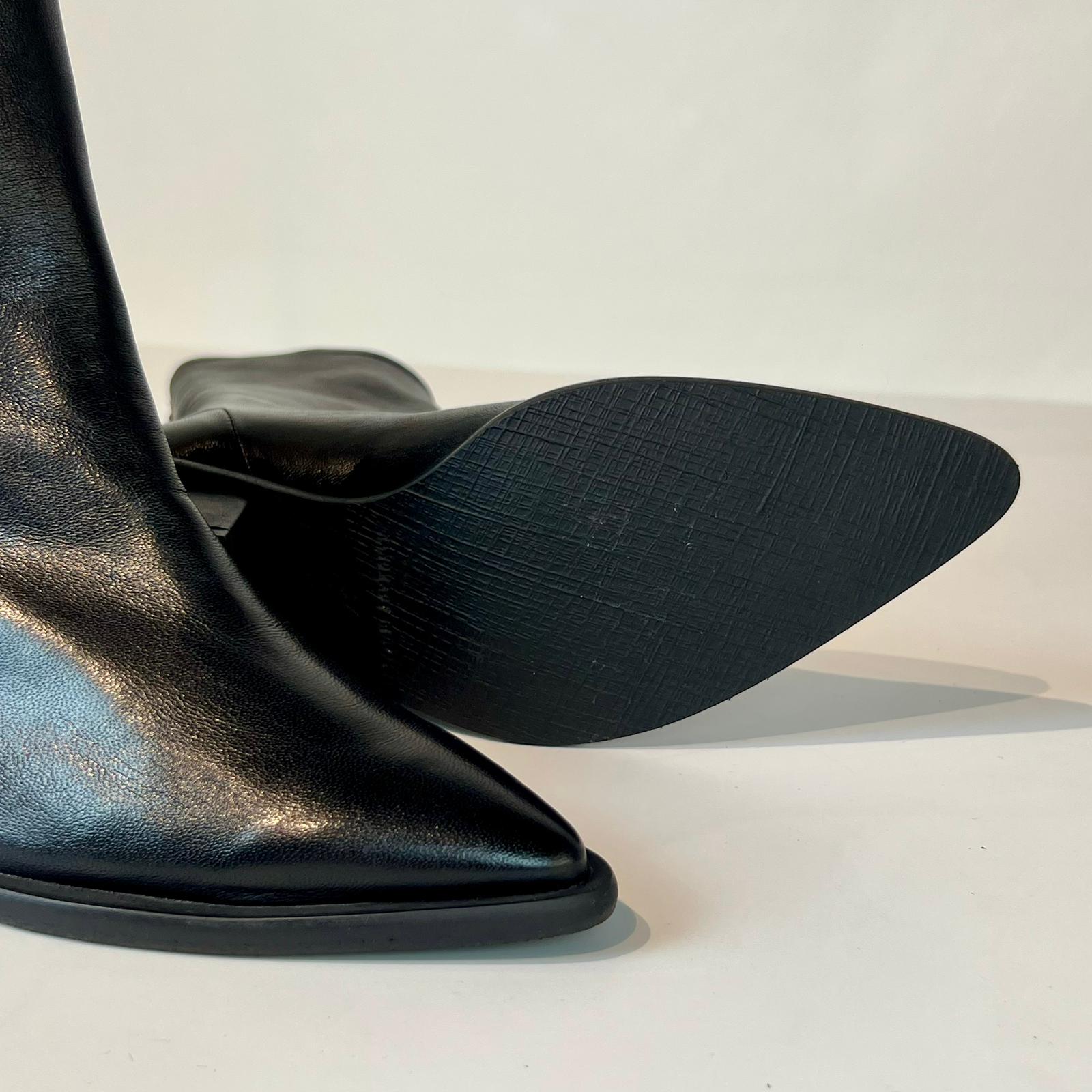 W5-ALICE01 Tronchetto Nero Woman