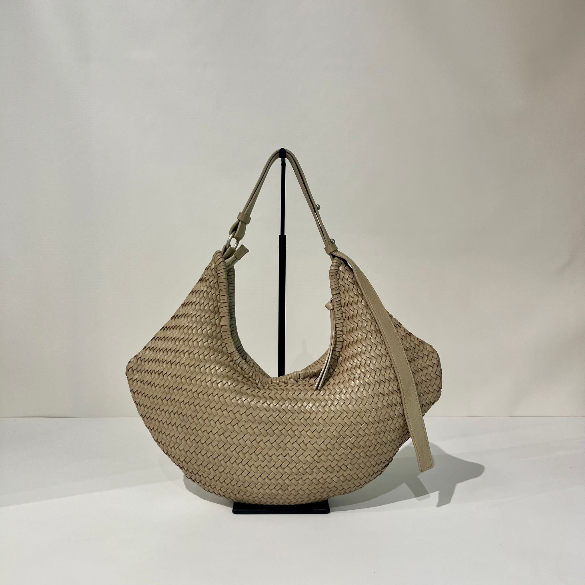 S6-1102 Borsa Intrecciata Sand 052