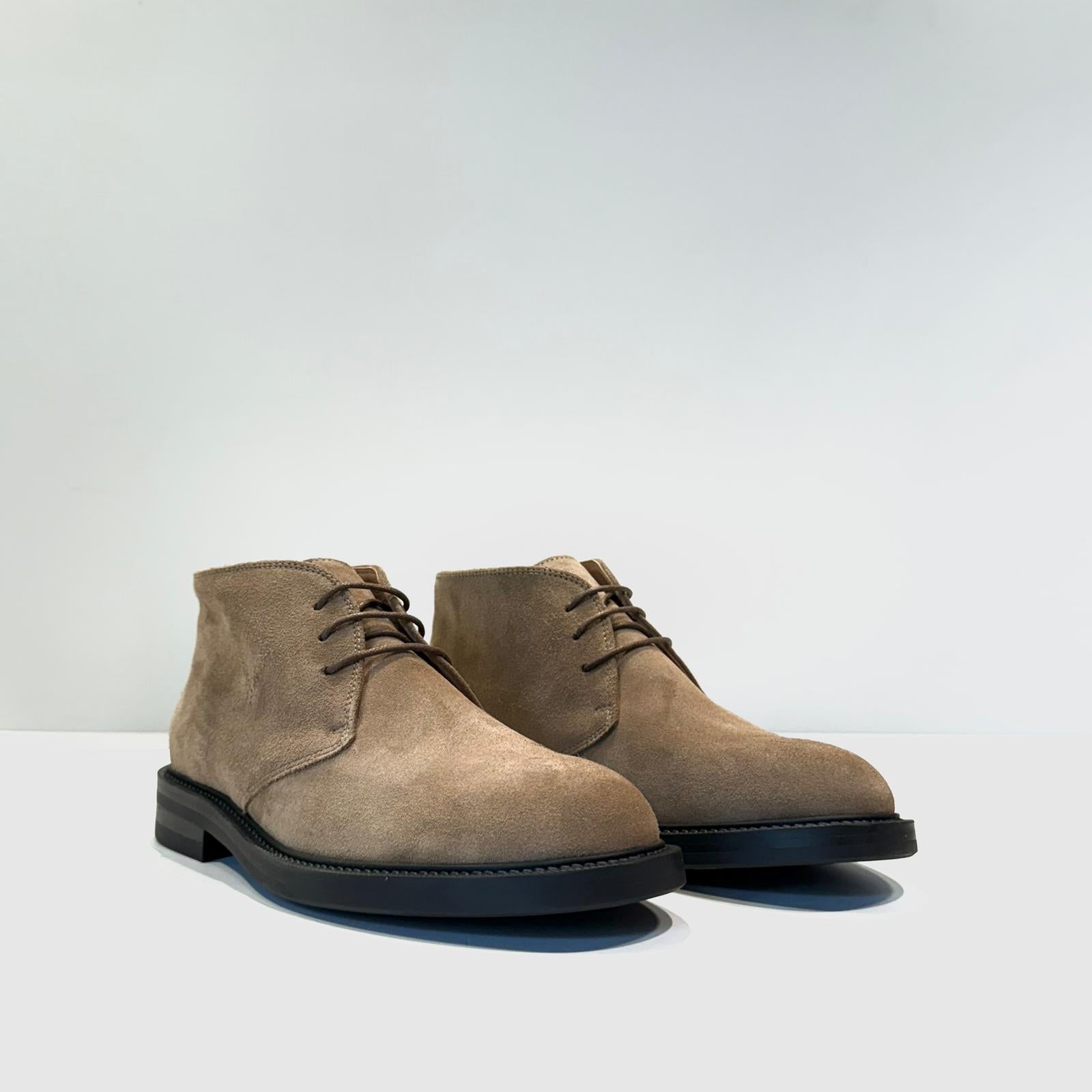 W5-073 Polacco Camoscio Taupe 540 Man