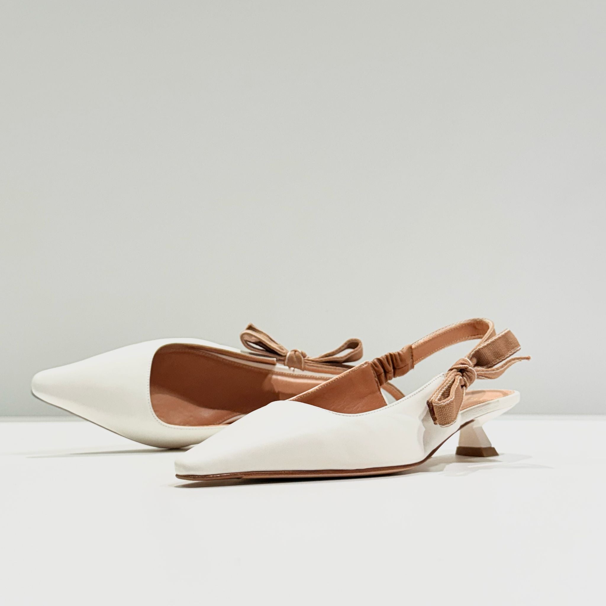 S5-2556 Chanel con Fiocco Laterale Bianco Cuoio