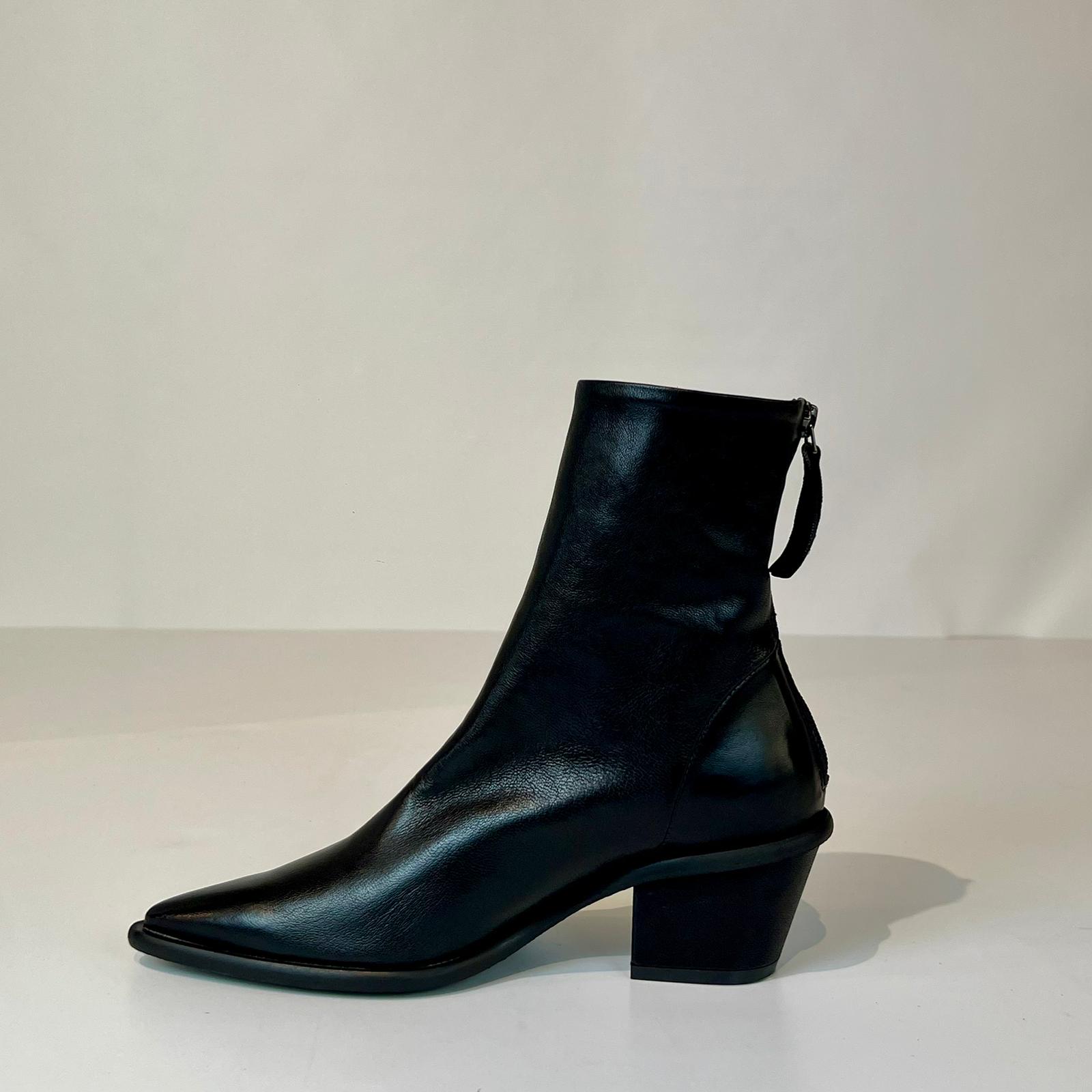 W5-ALICE01 Tronchetto Nero Woman