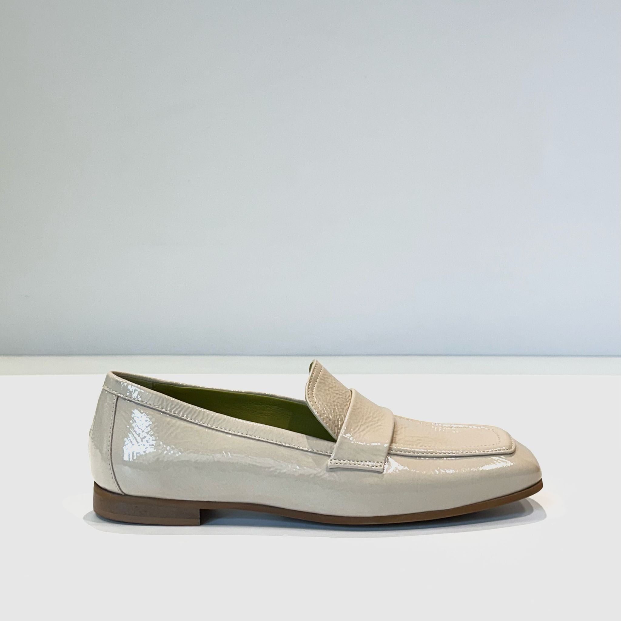 S5-9202 Mocassino Naplak Ecru'