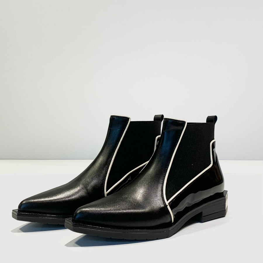 W4-G013 Stivaletto Profili Vitello Nero