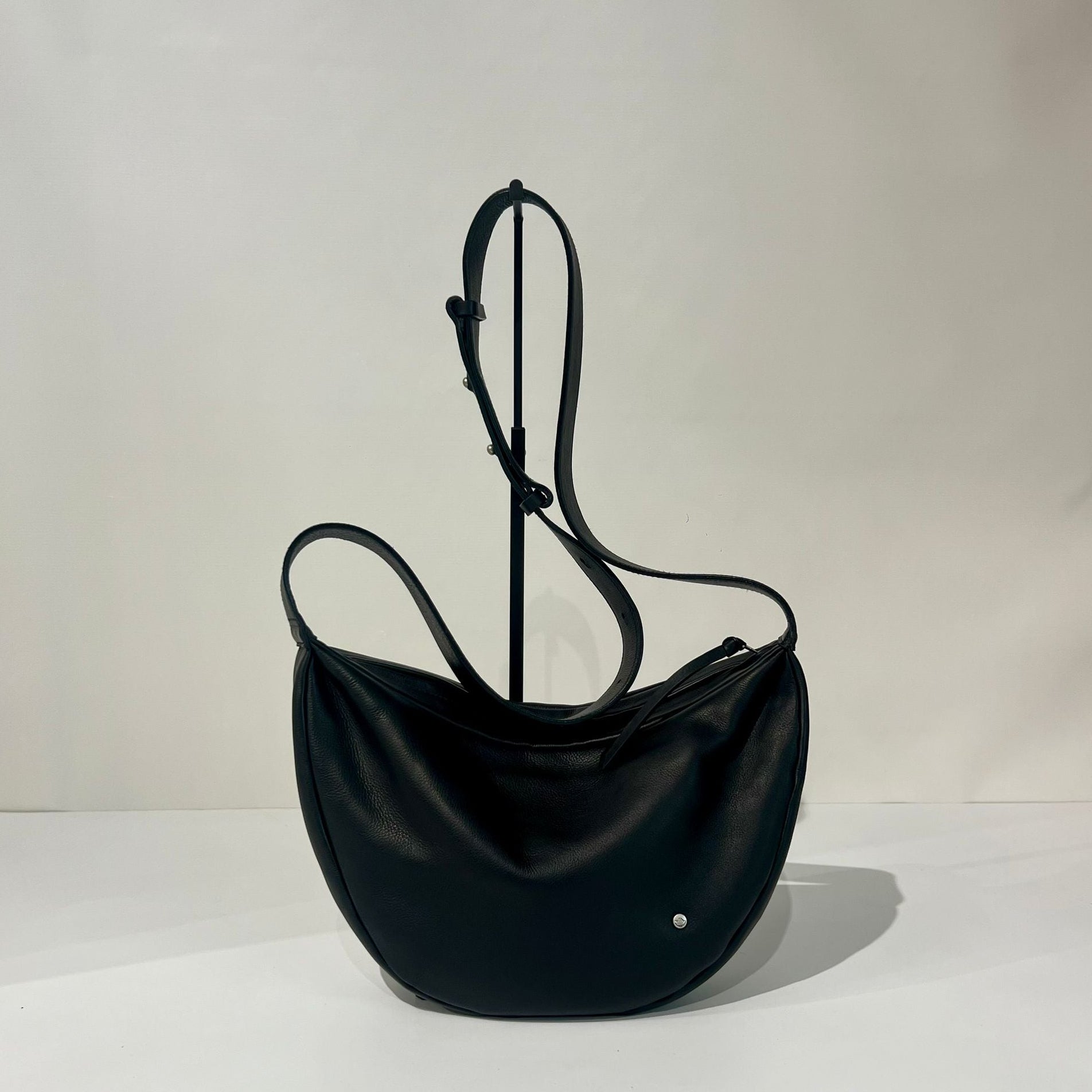 S6-1603 Borsa Tracolla Mezzaluna Black 047