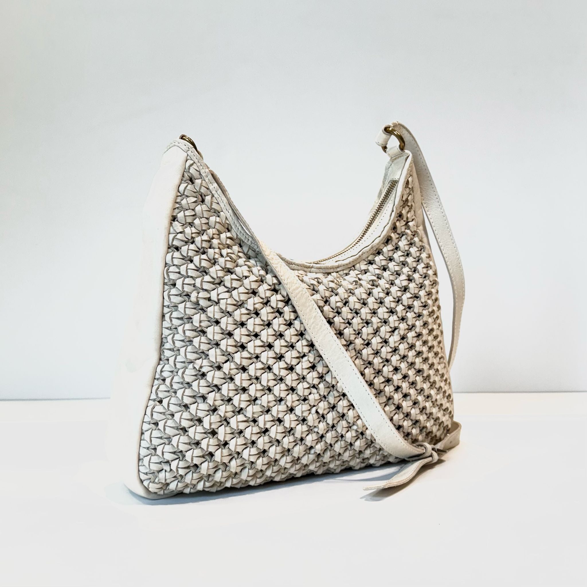 S5-8907 Borsa Tracolla Intrecciato Cow Sand 052