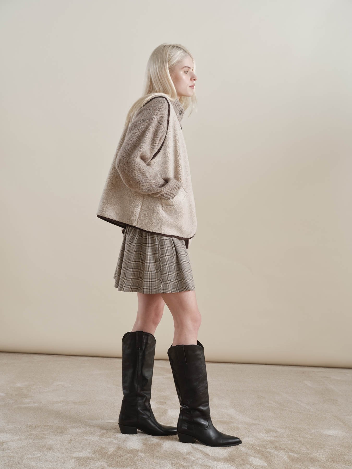 W5-SOPHIE Q109 Gilet Rever Cammello 021