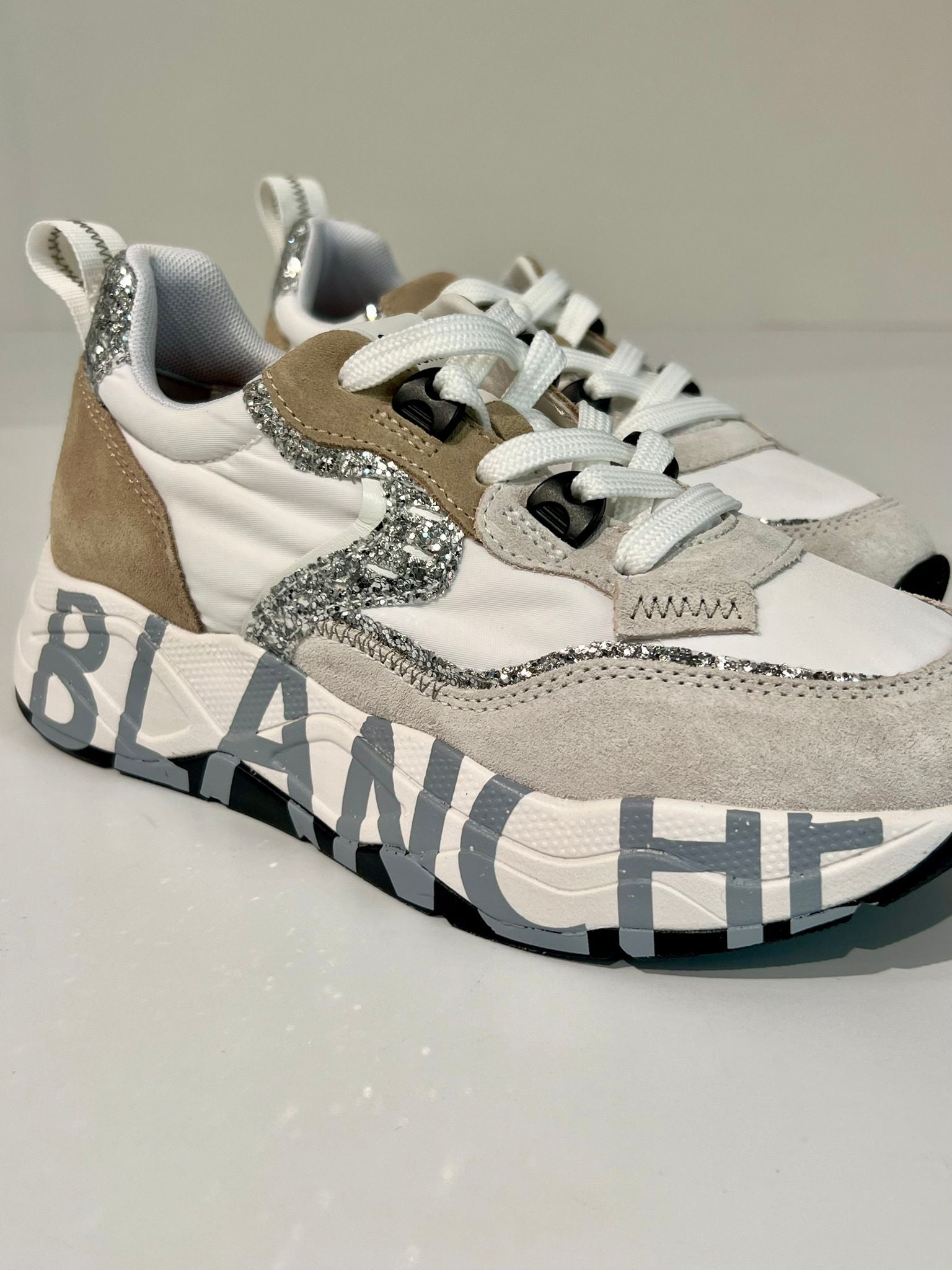 DS6-1N30 CLUB105 White/Silver/Light Beige Woman