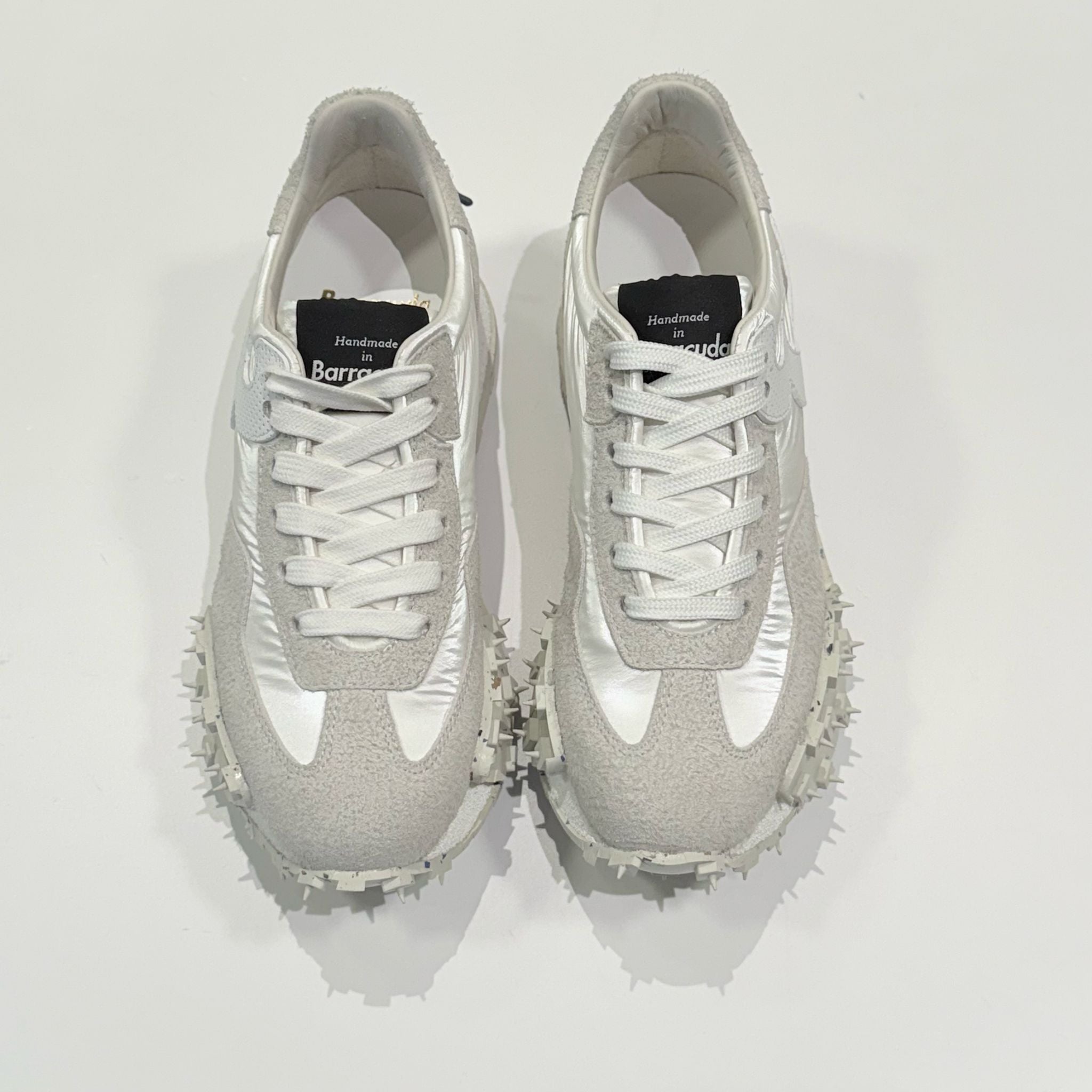 DS5-1470 IMPACT Running White Woman