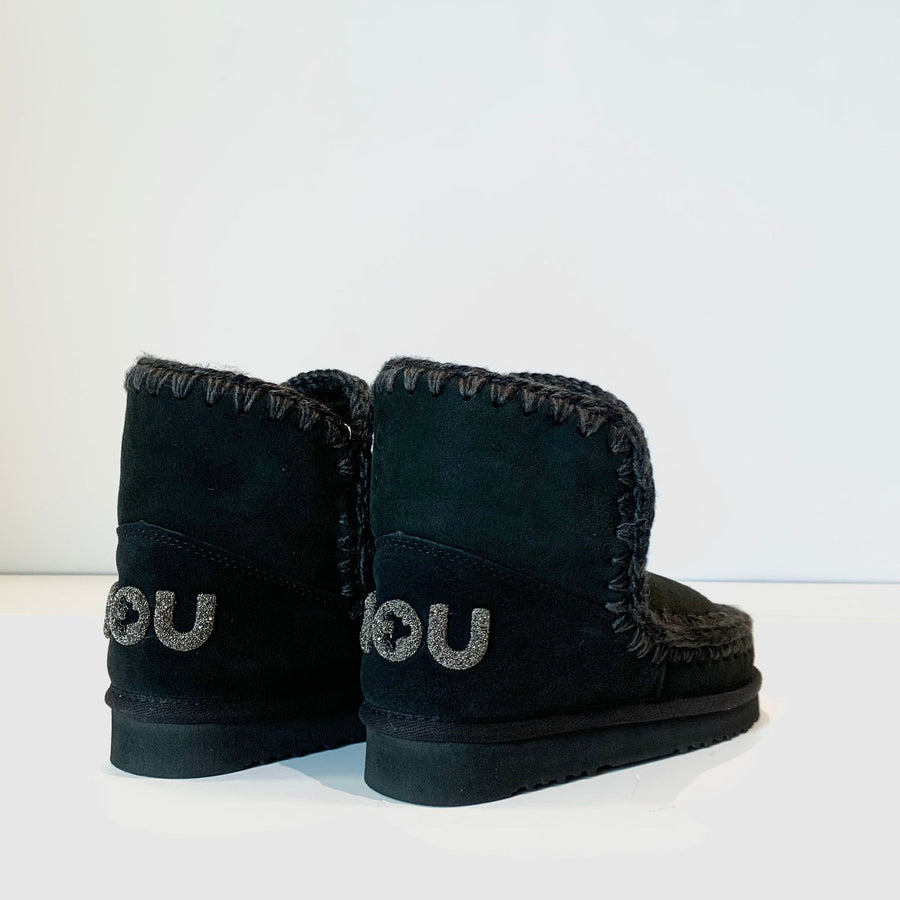 W4-Eskimo 18 Glitter Logo Black