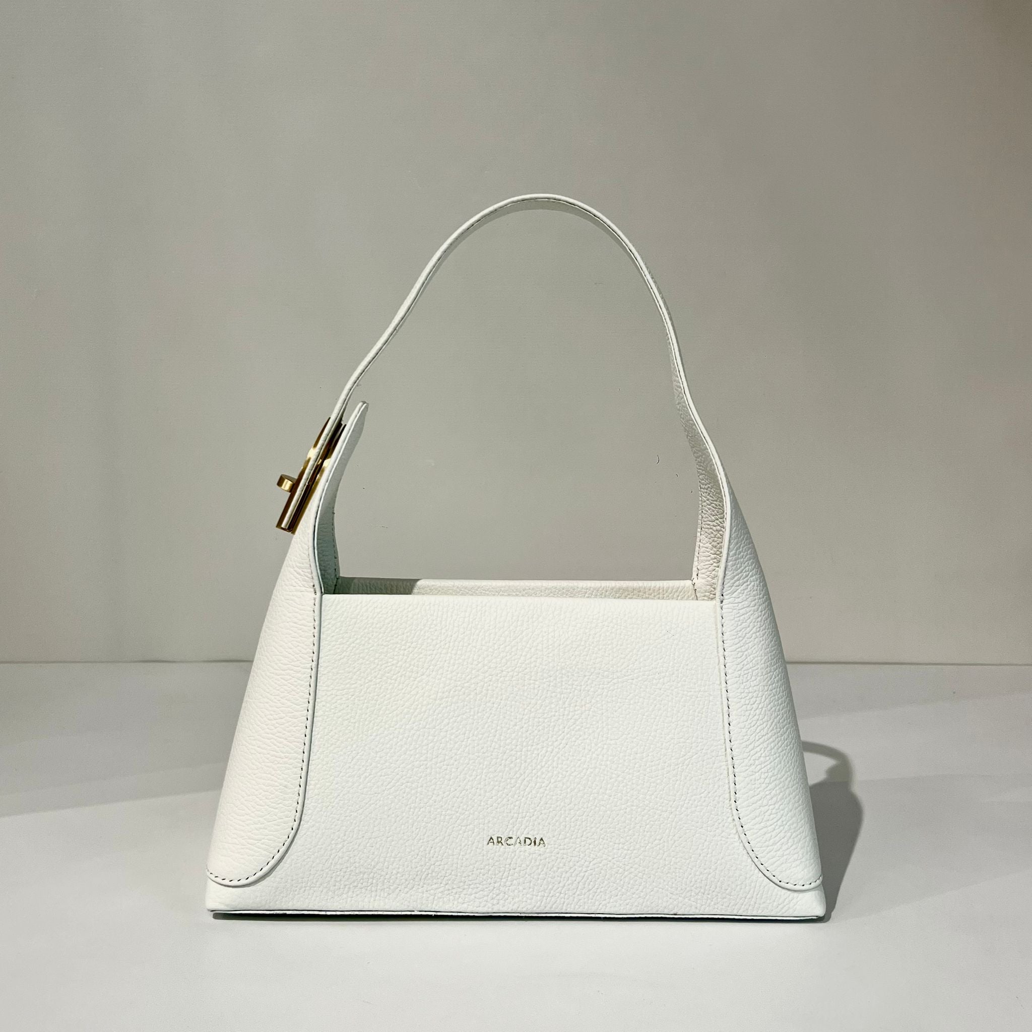 S6-9059 NYMERA HOBO Borsa Doll White