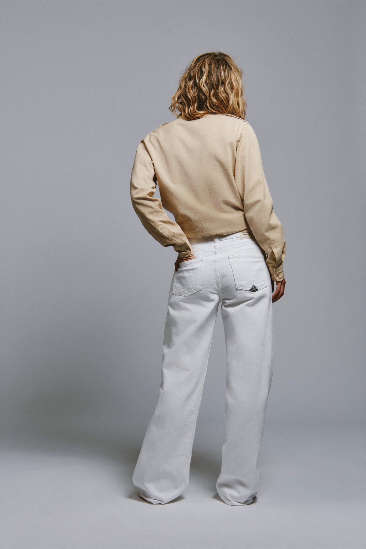 DS6-Denim Super Wide Bull White Woman