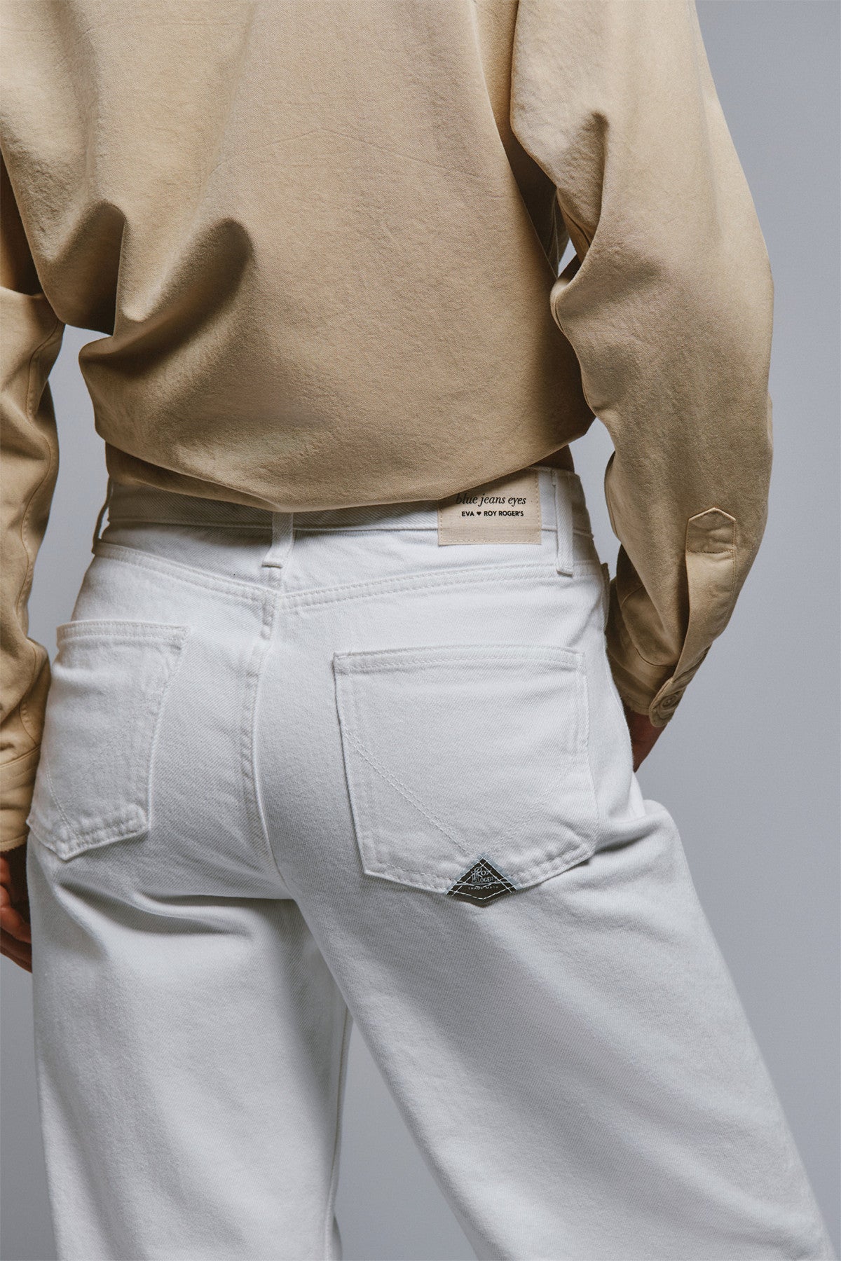 DS6-Denim Super Wide Bull White Woman