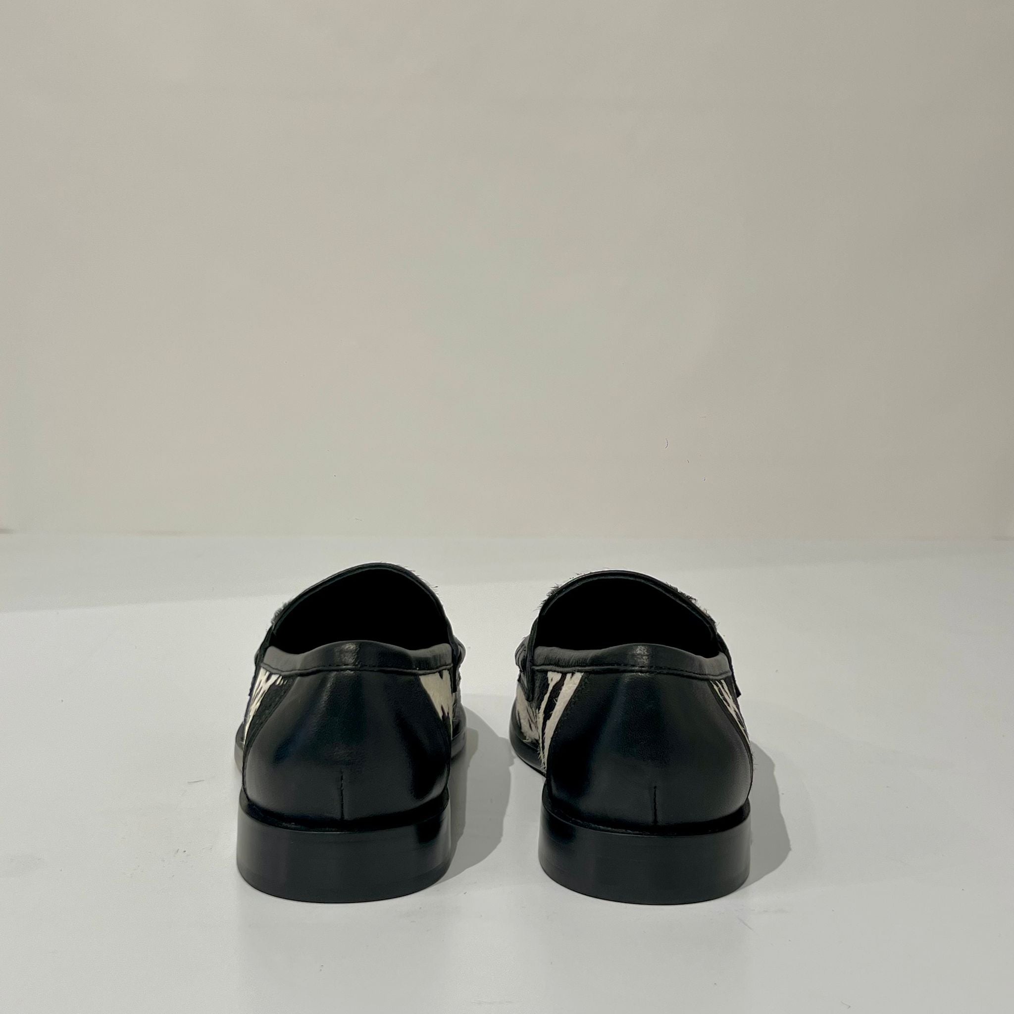W5-90046 Mocassino Cow Print Nero/Bianco