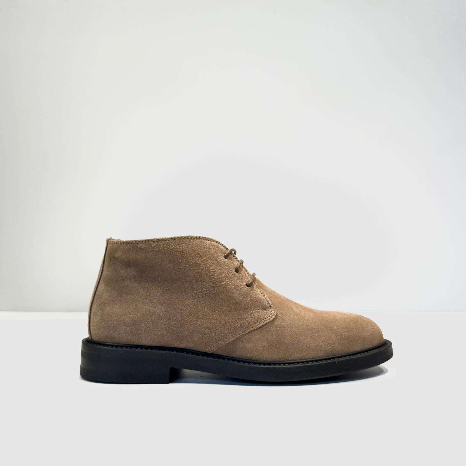 W5-073 Polacco Camoscio Taupe 540 Man