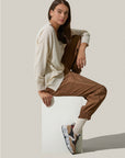 DW5-4D30 CLUB105 Light Brown-Black-Timber Brown Woman