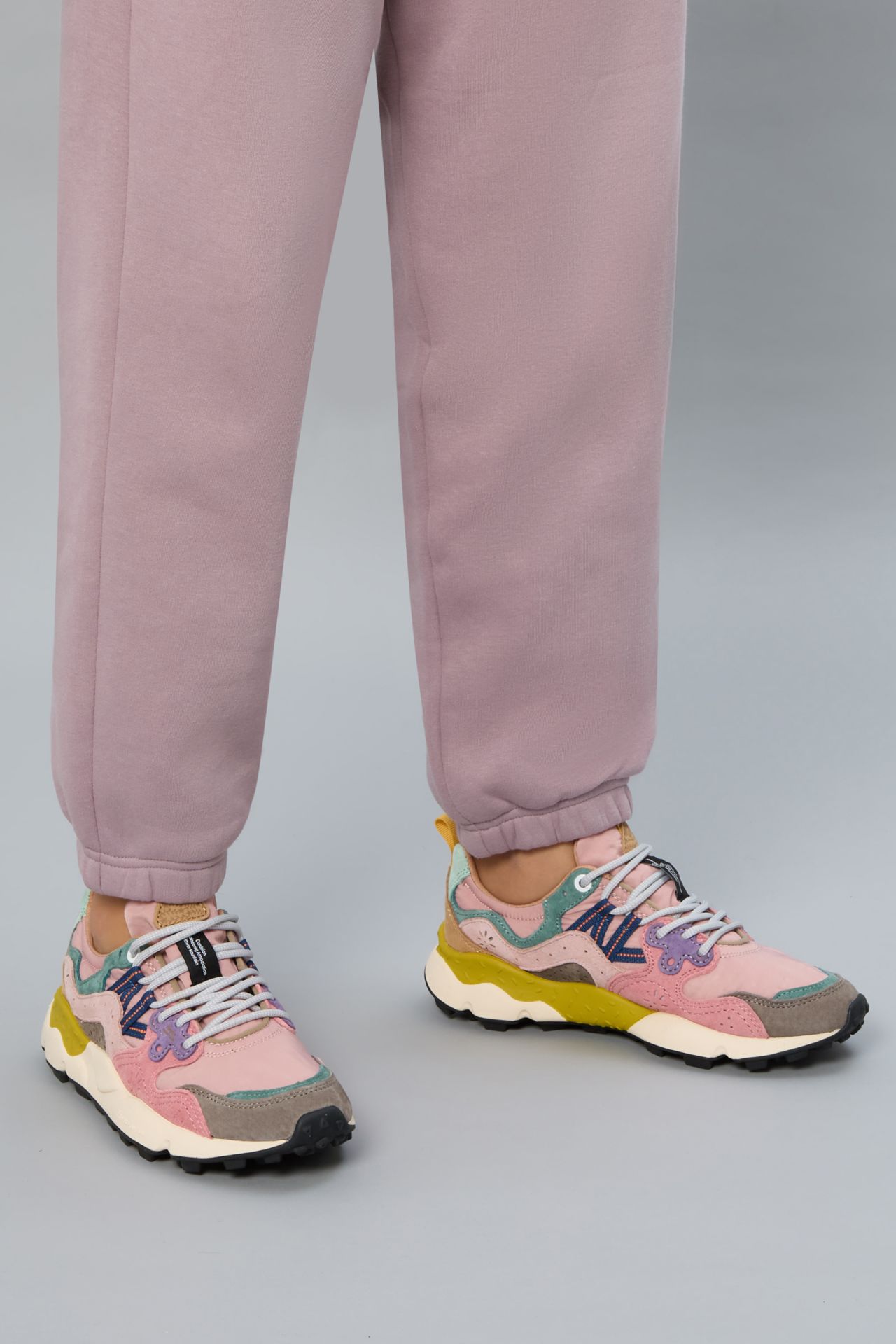 DW5-2B22 YAMANO3 Grey/Cipria/Pink Woman