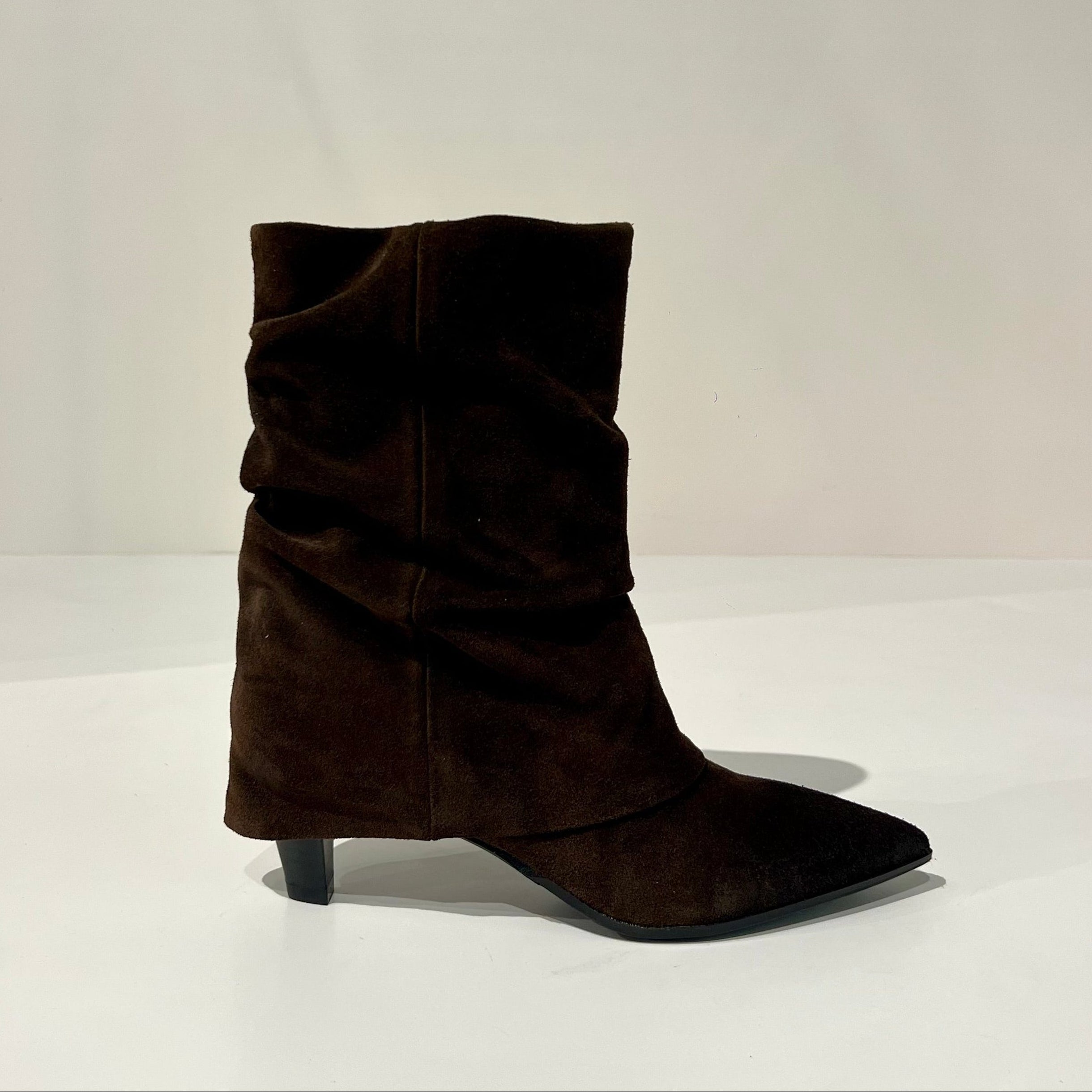 W6-1102 Stivale Arricciato Velour Testa di Moro