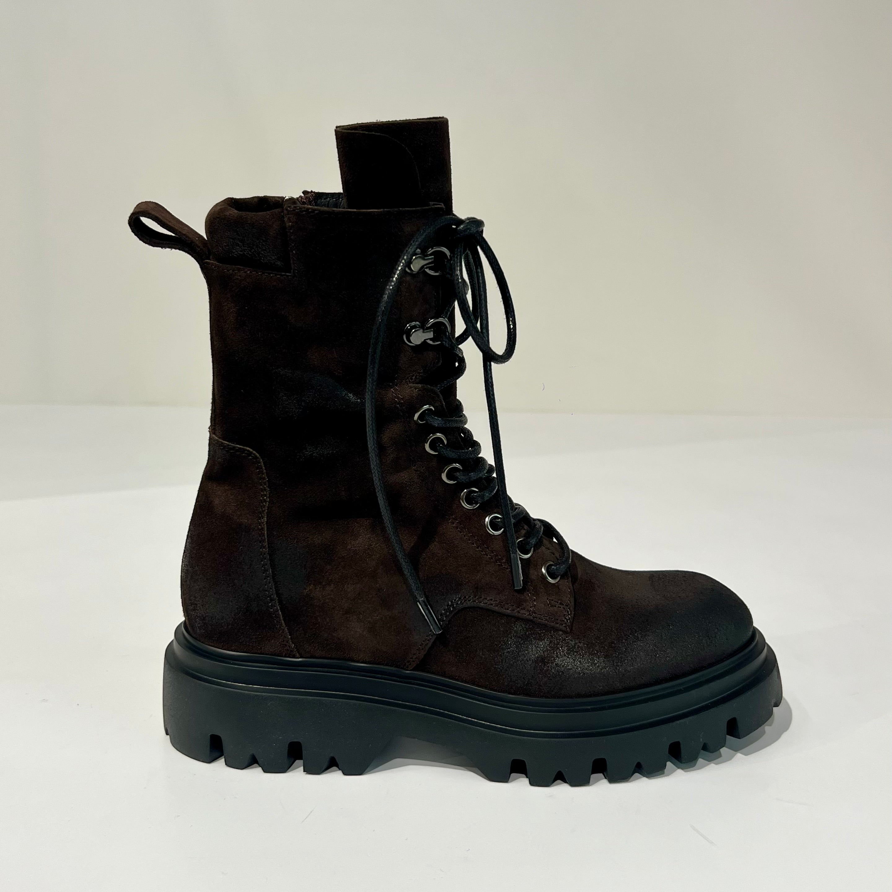 W6-1015 Anfibio Velour Testa di Moro