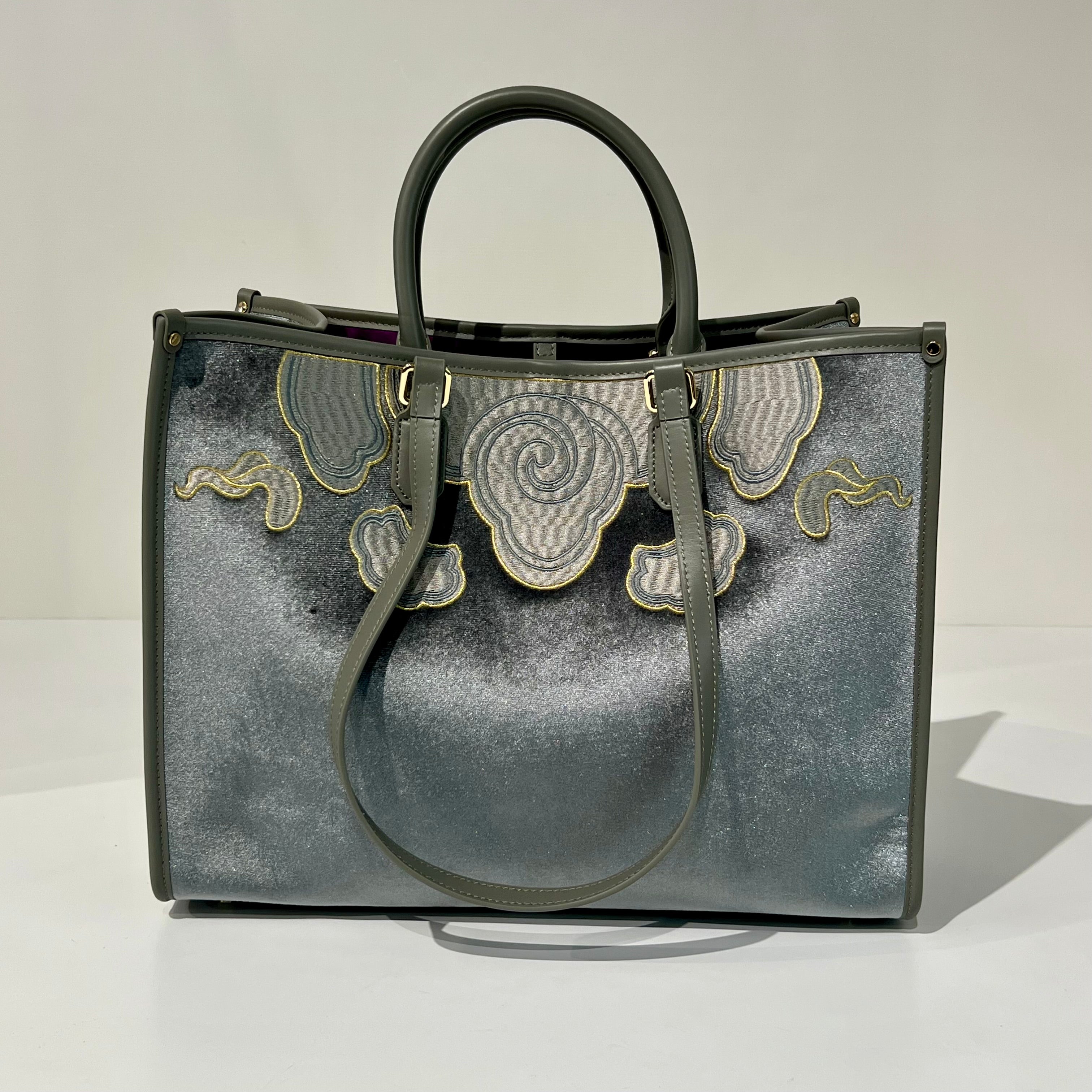 W6-3008 ATENA ESSENCE Azure Essence