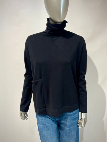 W5-53012 Maglia Dolcevita in Lana Nera