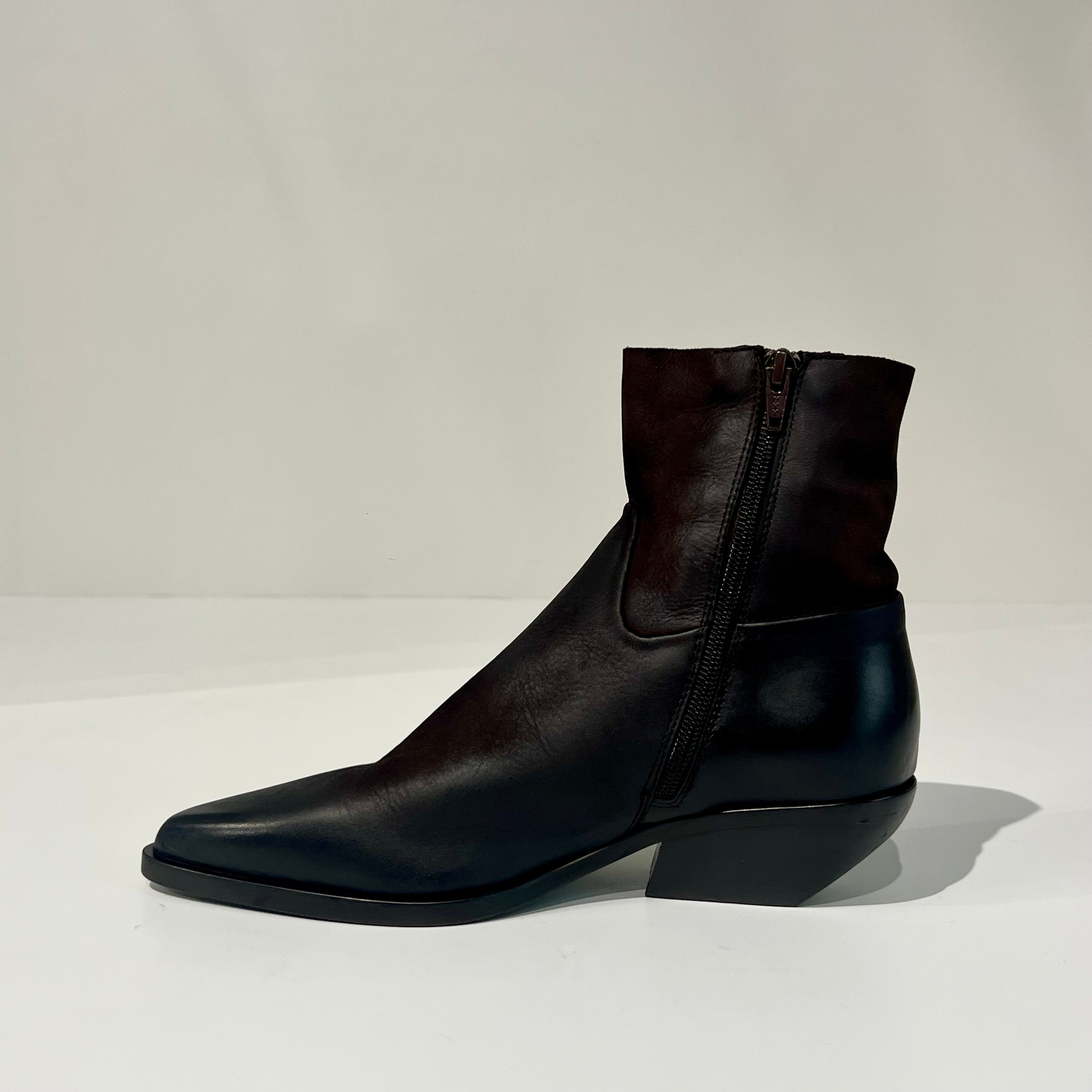 W6-4519 Texano Wash Boston Fondente
