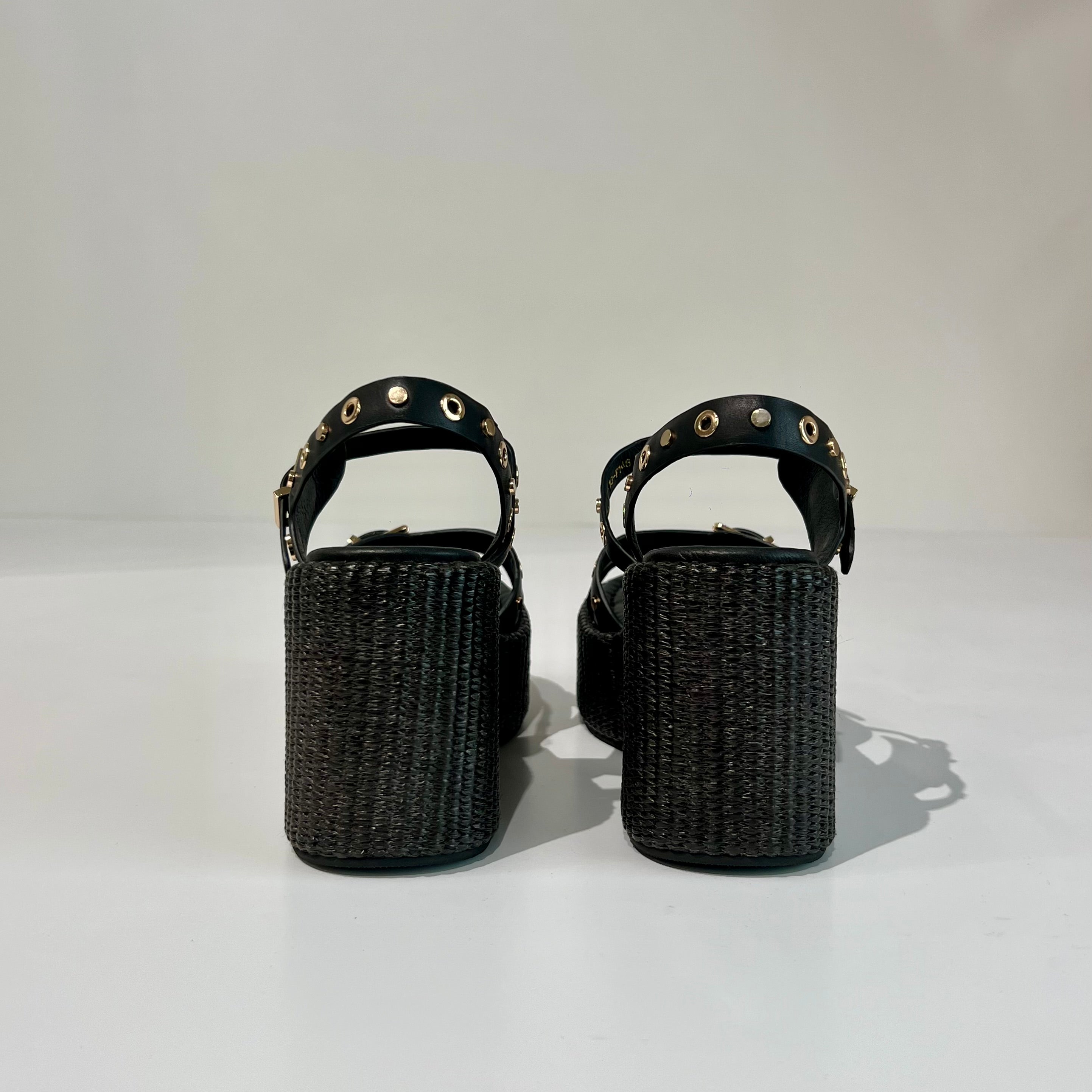 S6-201-13 YUMI Sandalo Black
