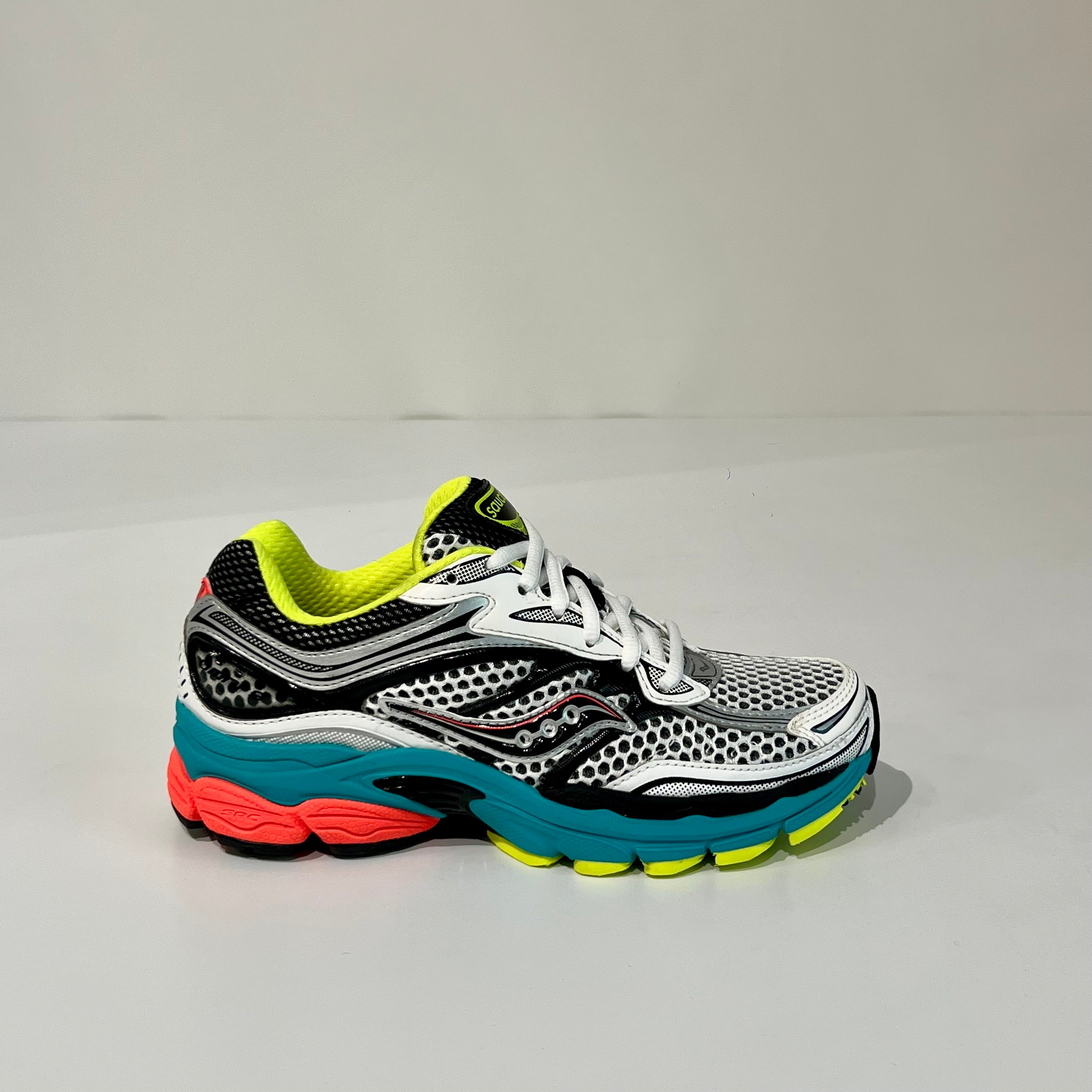 W5-70739-27 Sneaker ProGrid Omni 9 Silver/Mutant