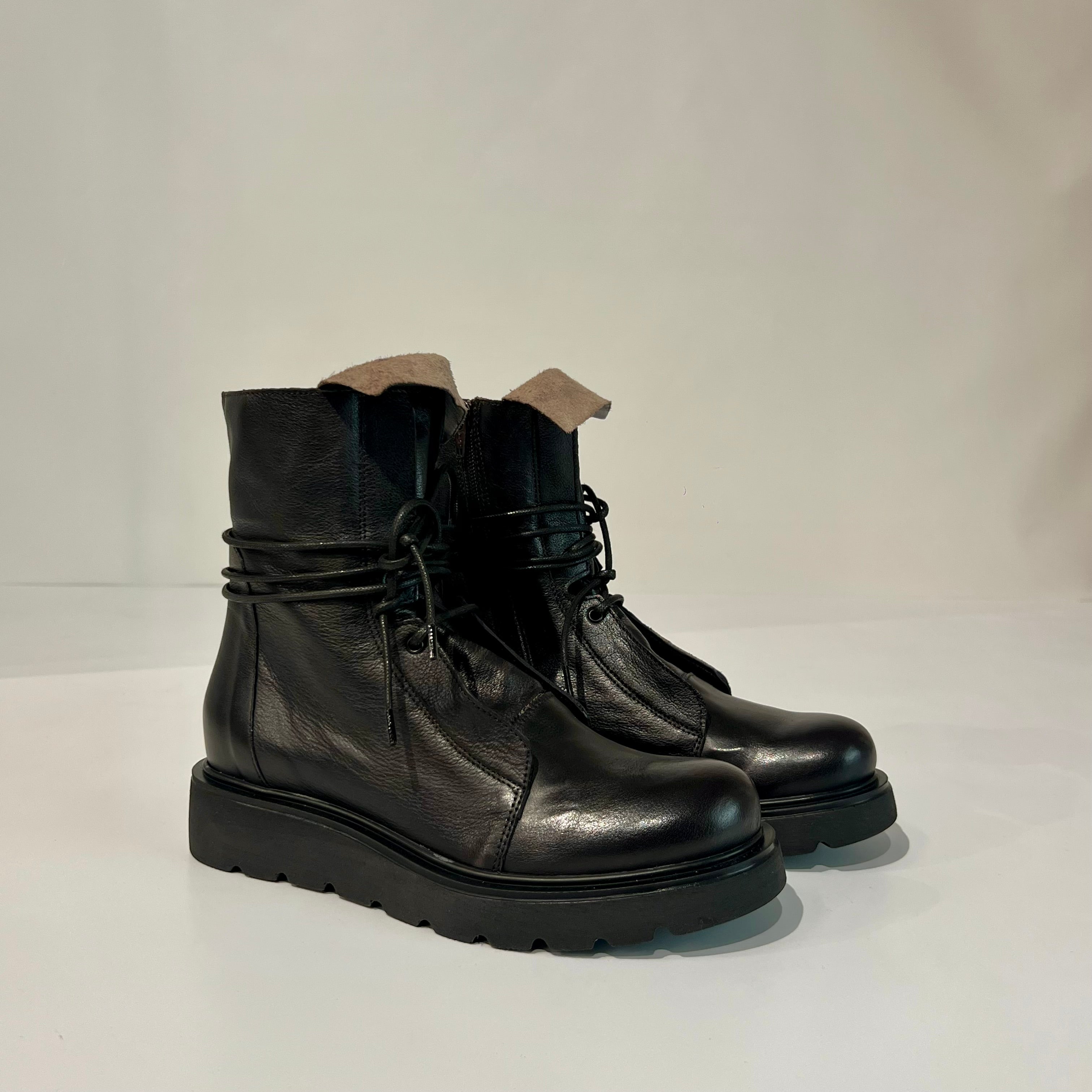 W5-RICH04 Anfibio Fondente Woman