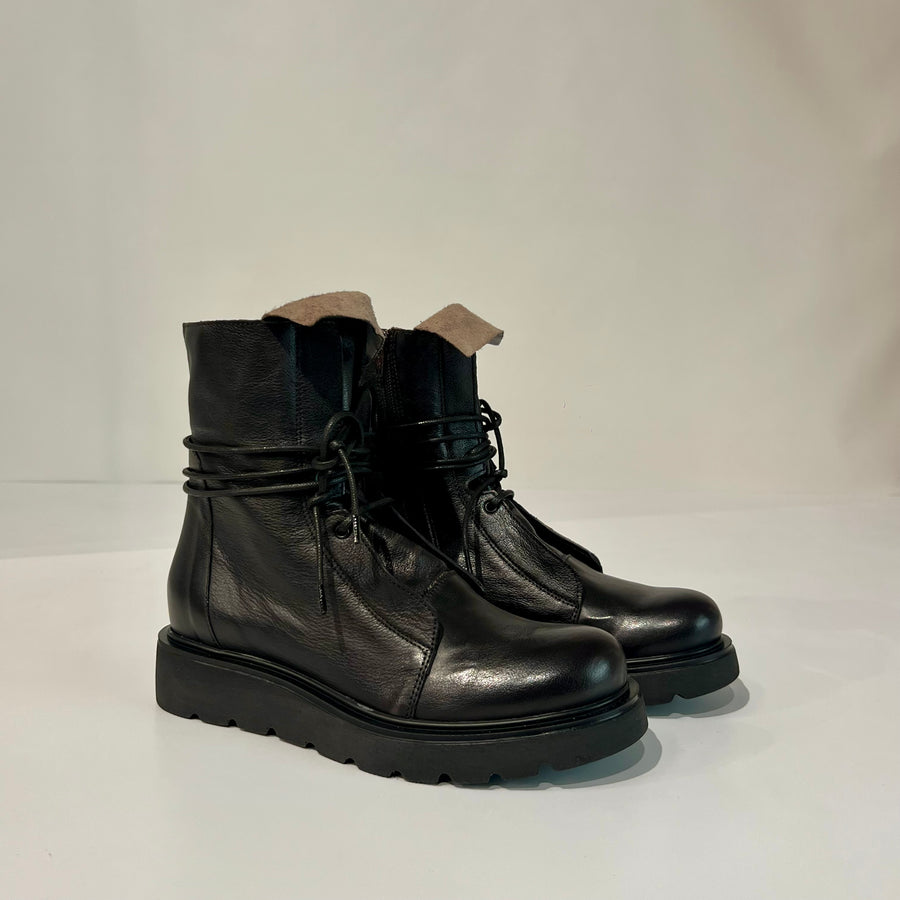 W5-RICH04 Anfibio Fondente Woman