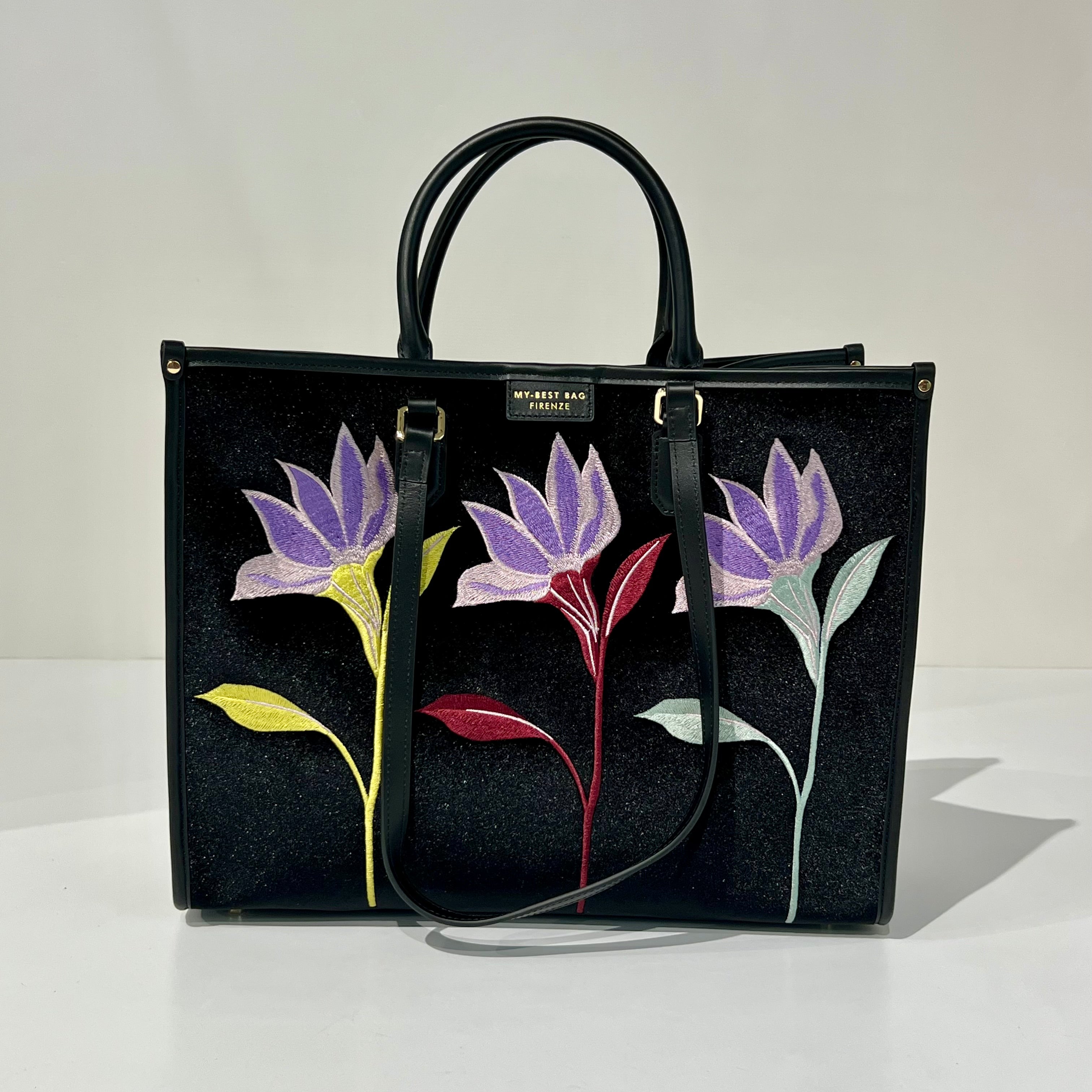 W6-3008 ATENA ESSENCE Black Flower