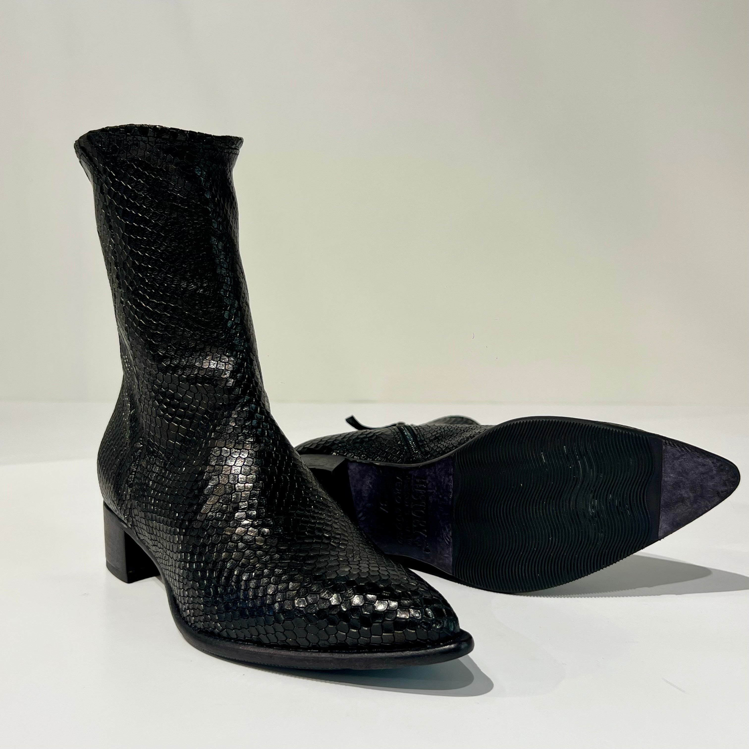 W6-RAYA07 Stivaletto Snake Nero Woman