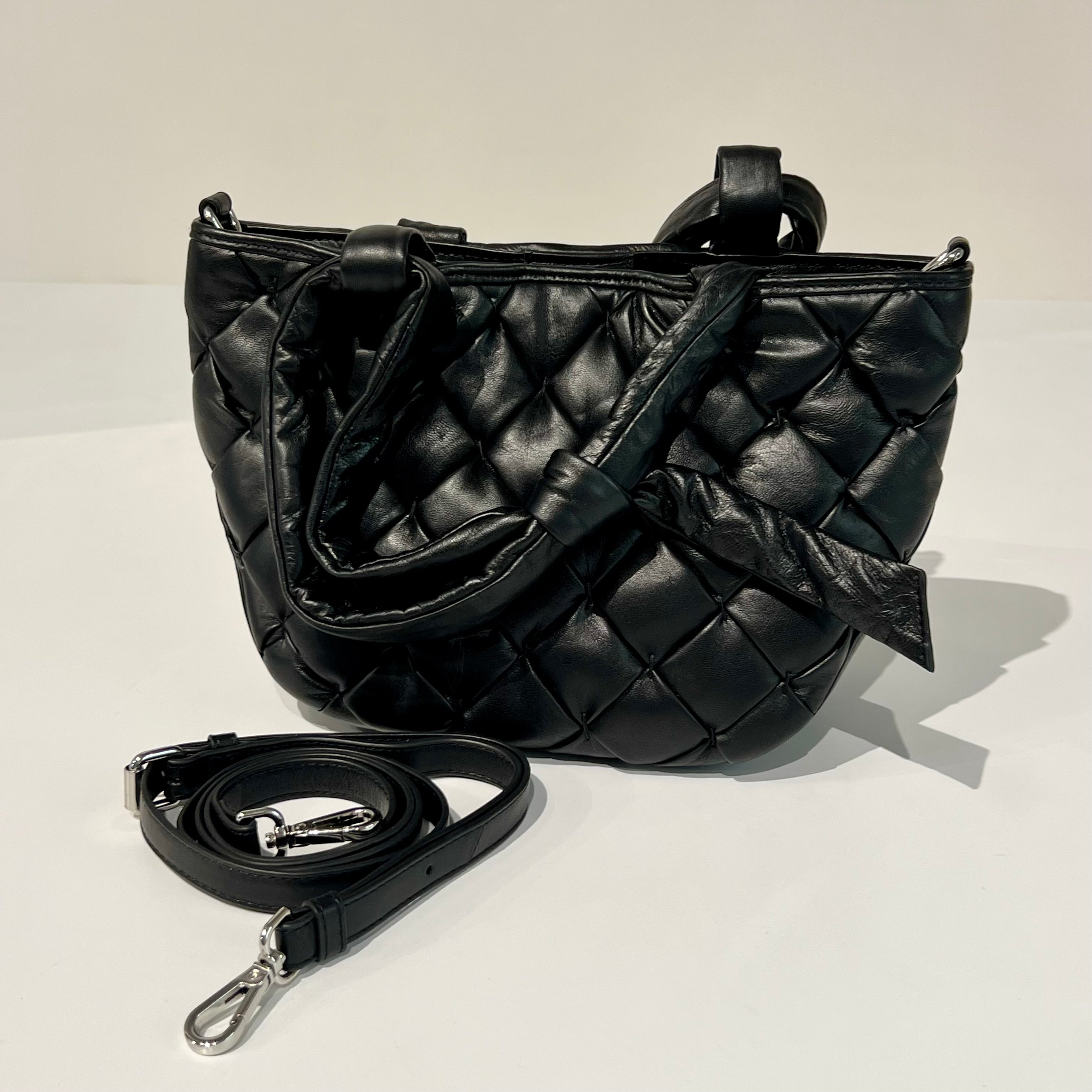 W6-EBAG53 Borsa Intreccio Nappa Nero