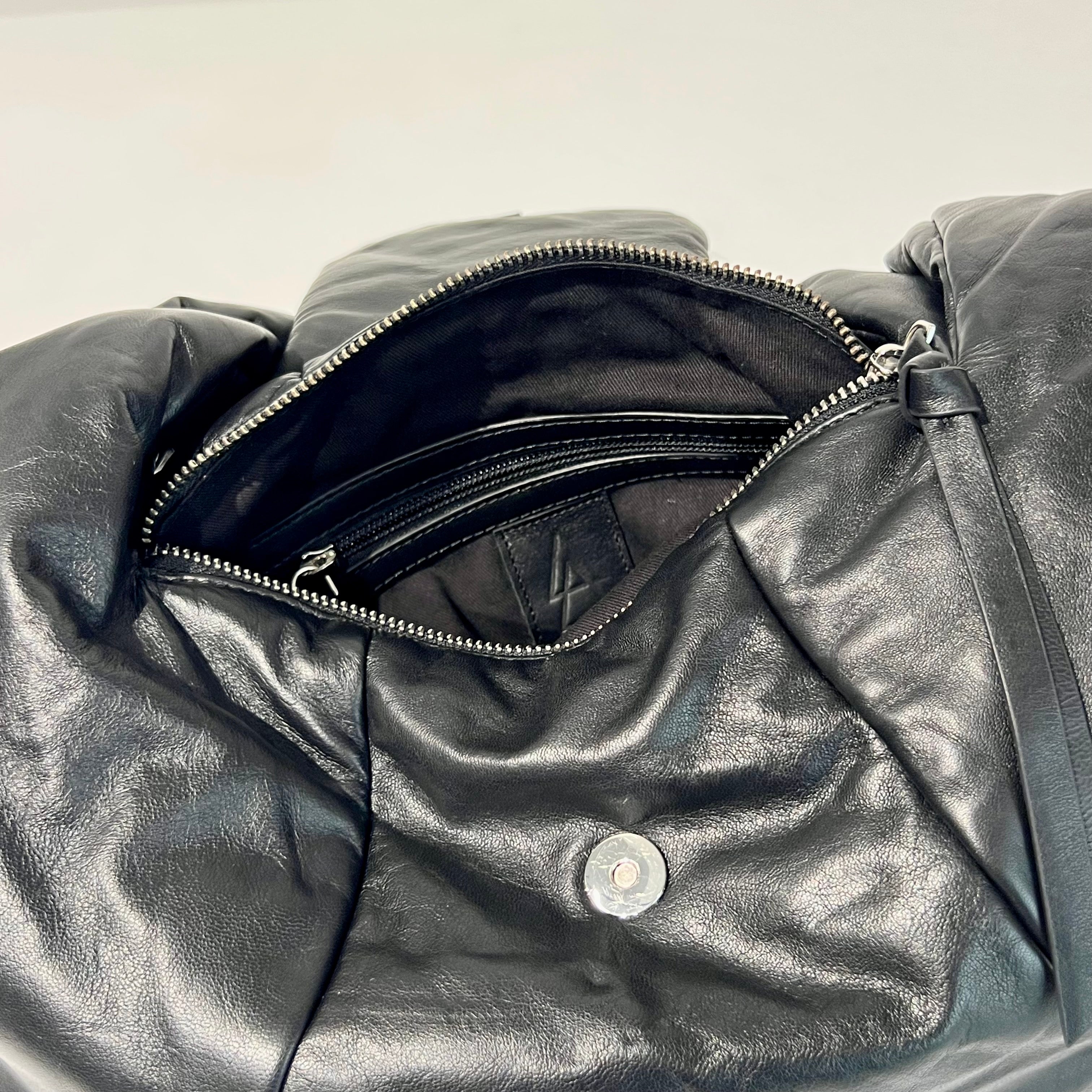W6-EBAG59 Borsa Hobo Nappa Nero