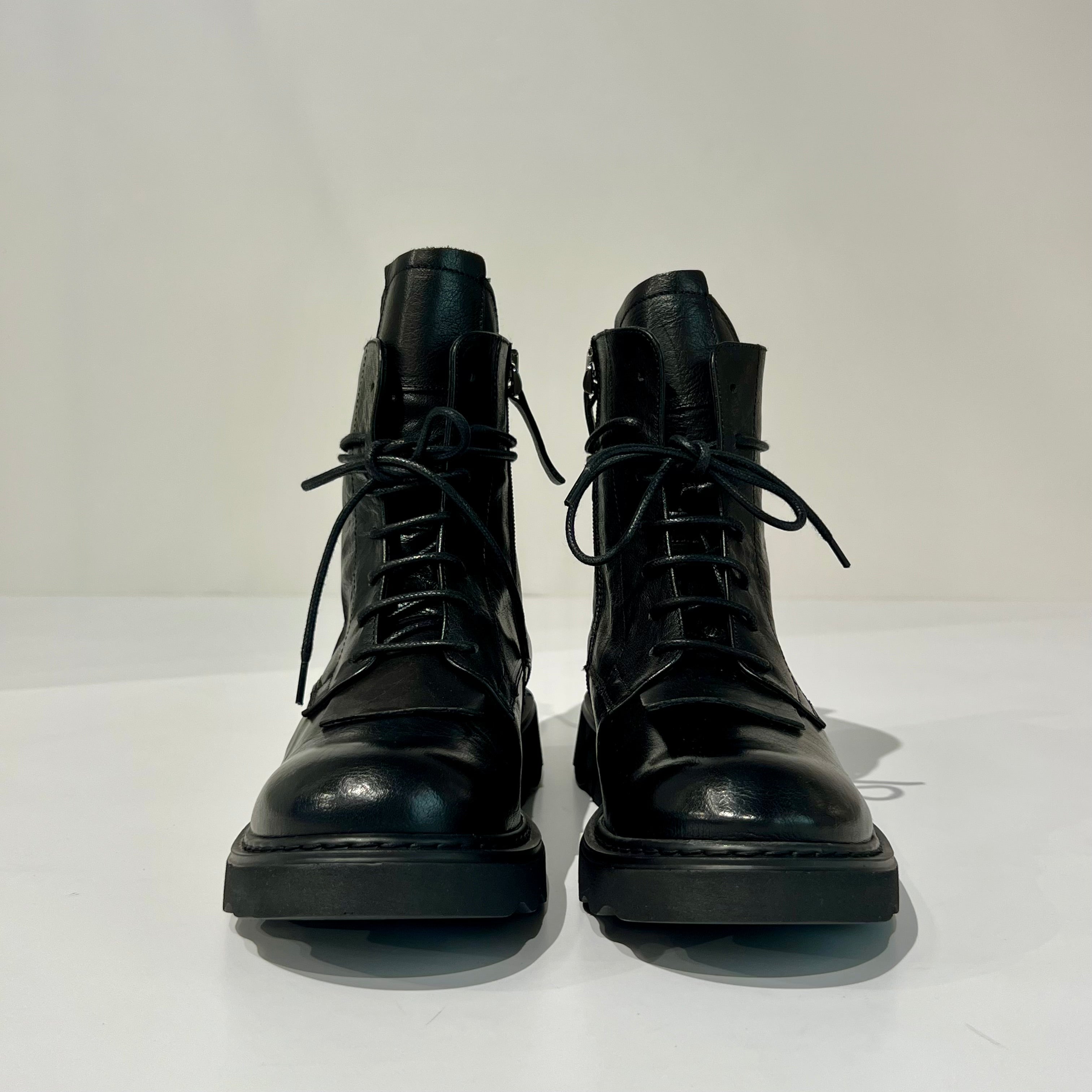 W6-LIVIA07 Anfibio Daytona Nero Woman