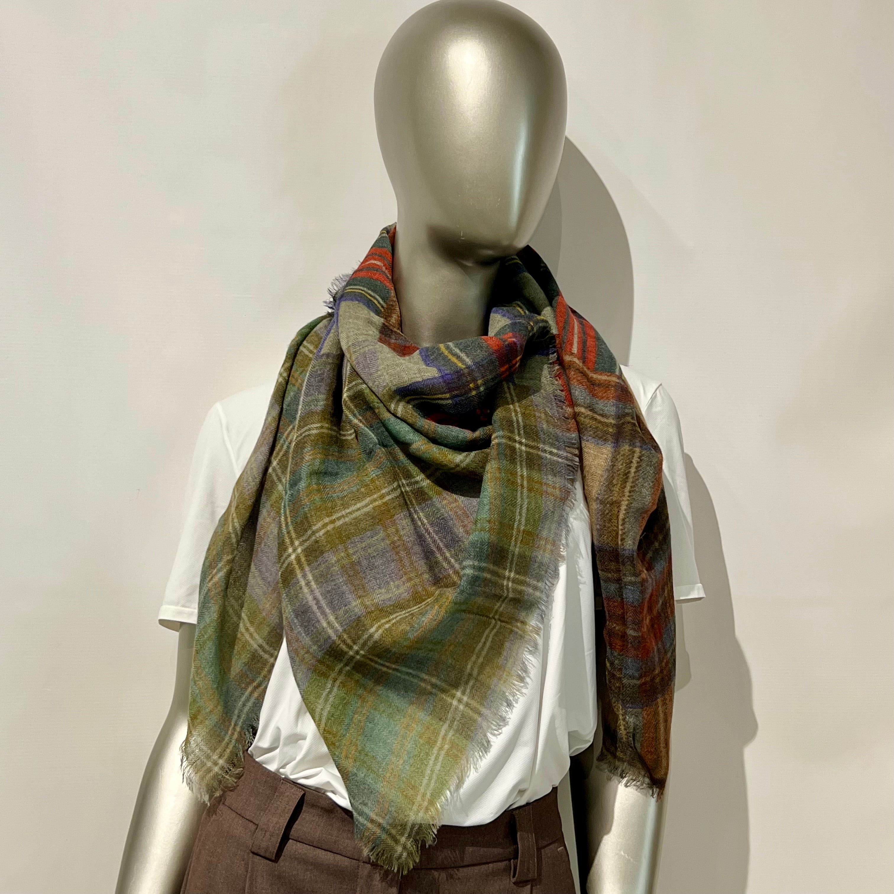 W6-Peonia 1029 Sciarpa Ruggine