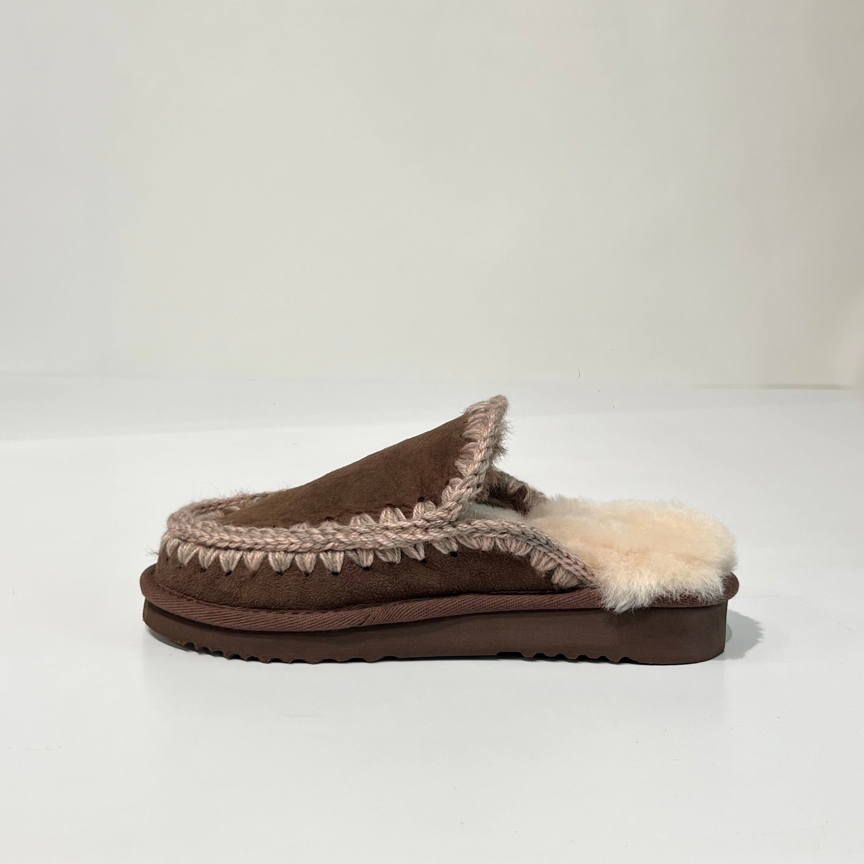 W5-Eskimo Slipper Brown Pepper