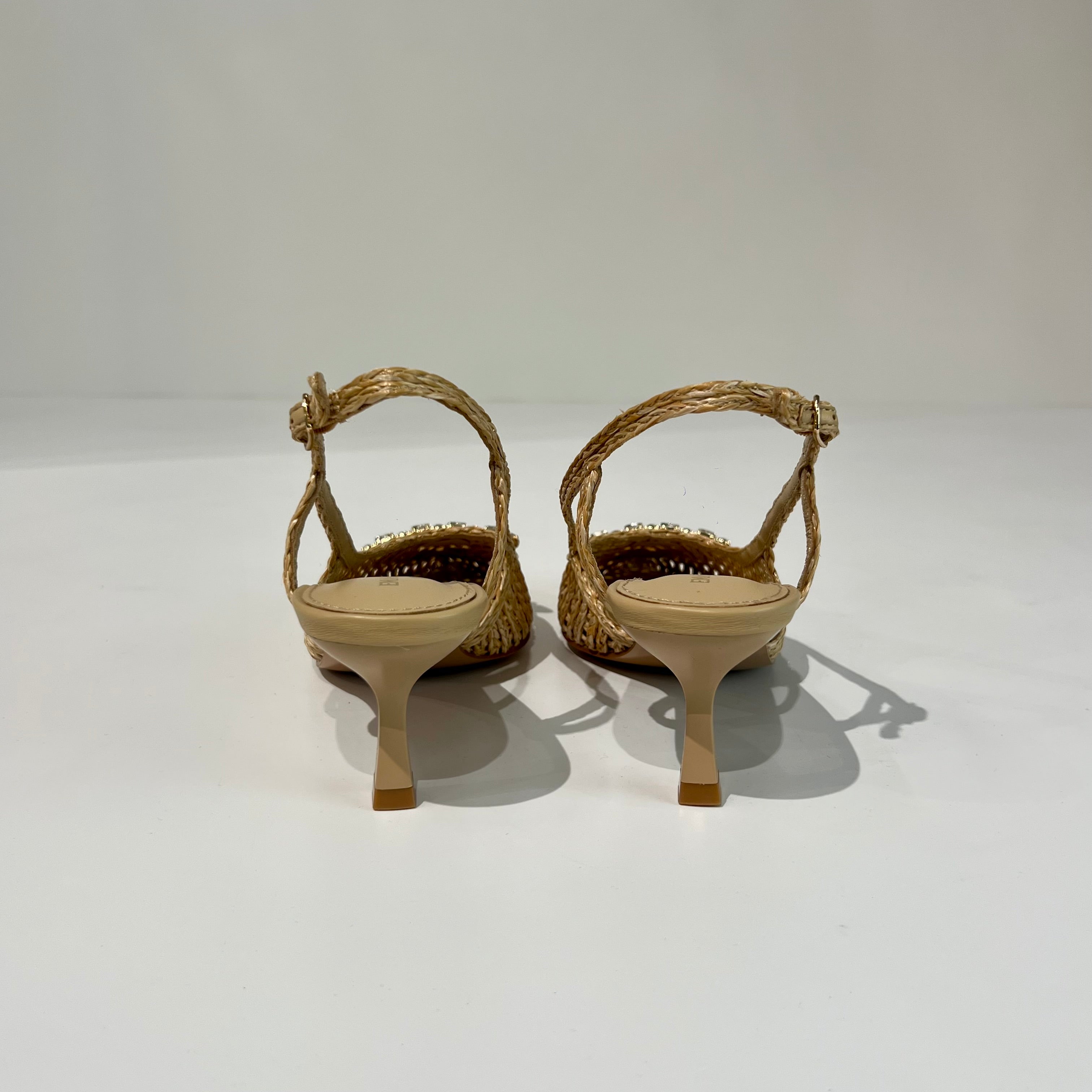 S6-218-11 DIVINA Chanel Beige