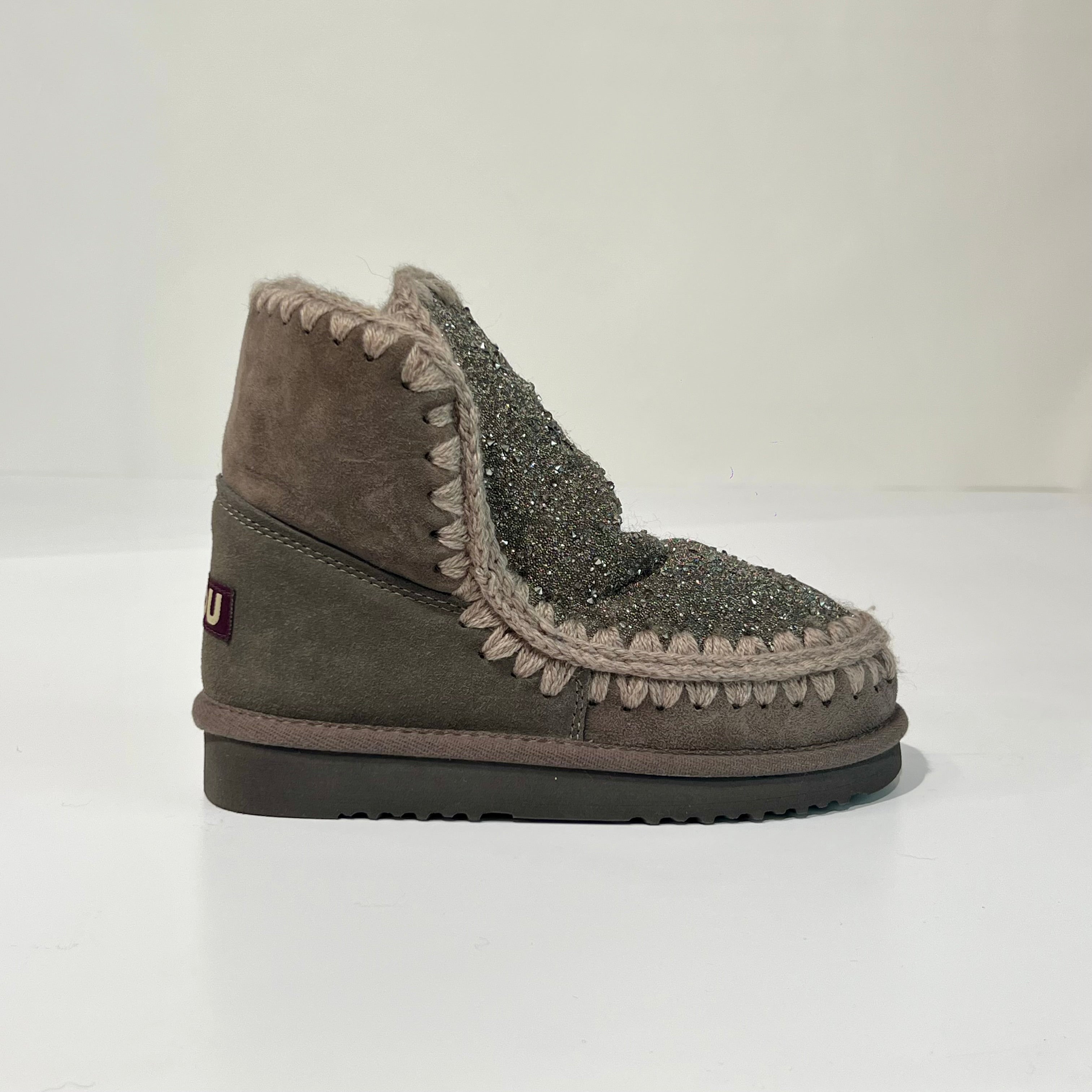 W4-Eskimo 18 HOTFIX Charcoal