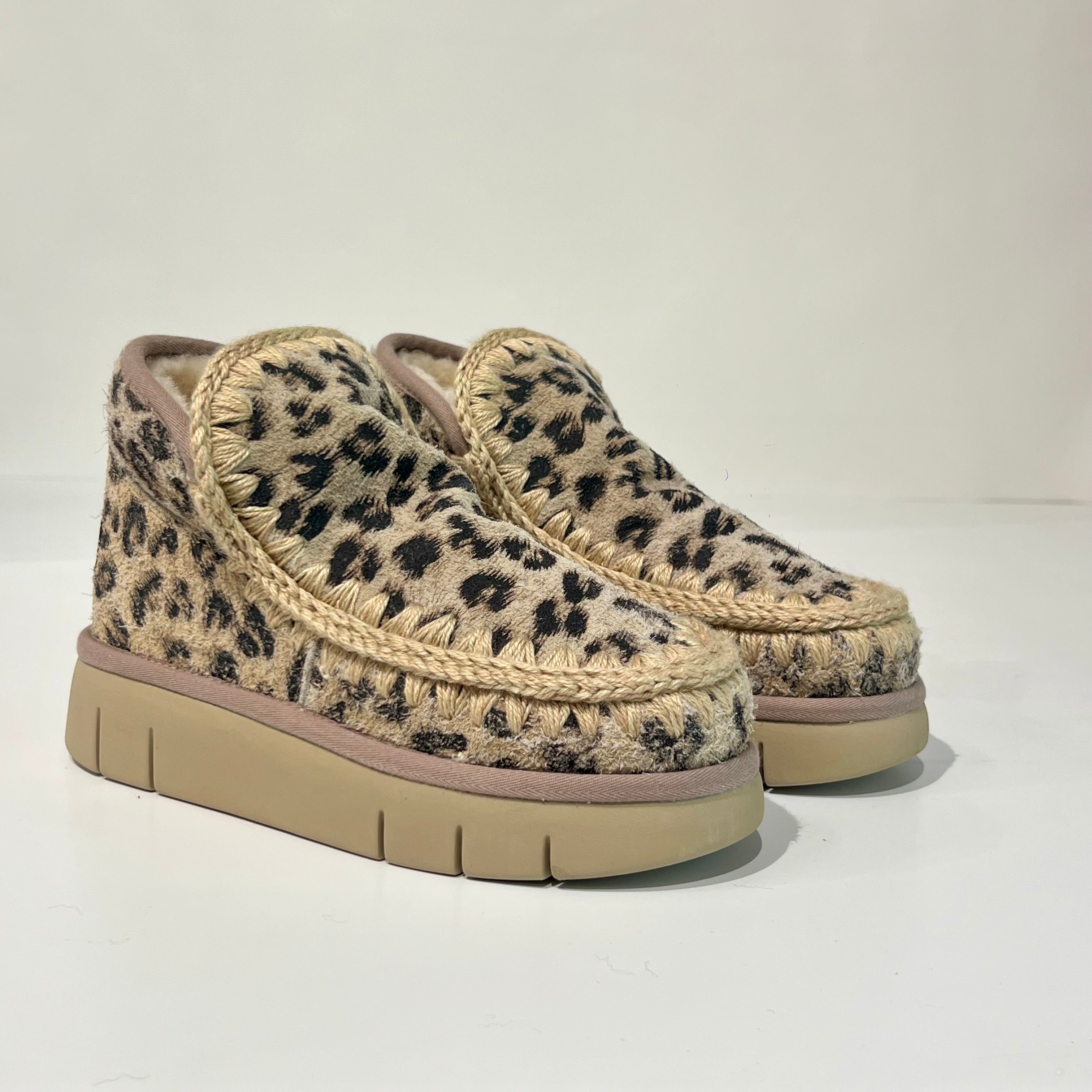 W5-Eskimo Bounce Sneaker Hairy Suede Leopard