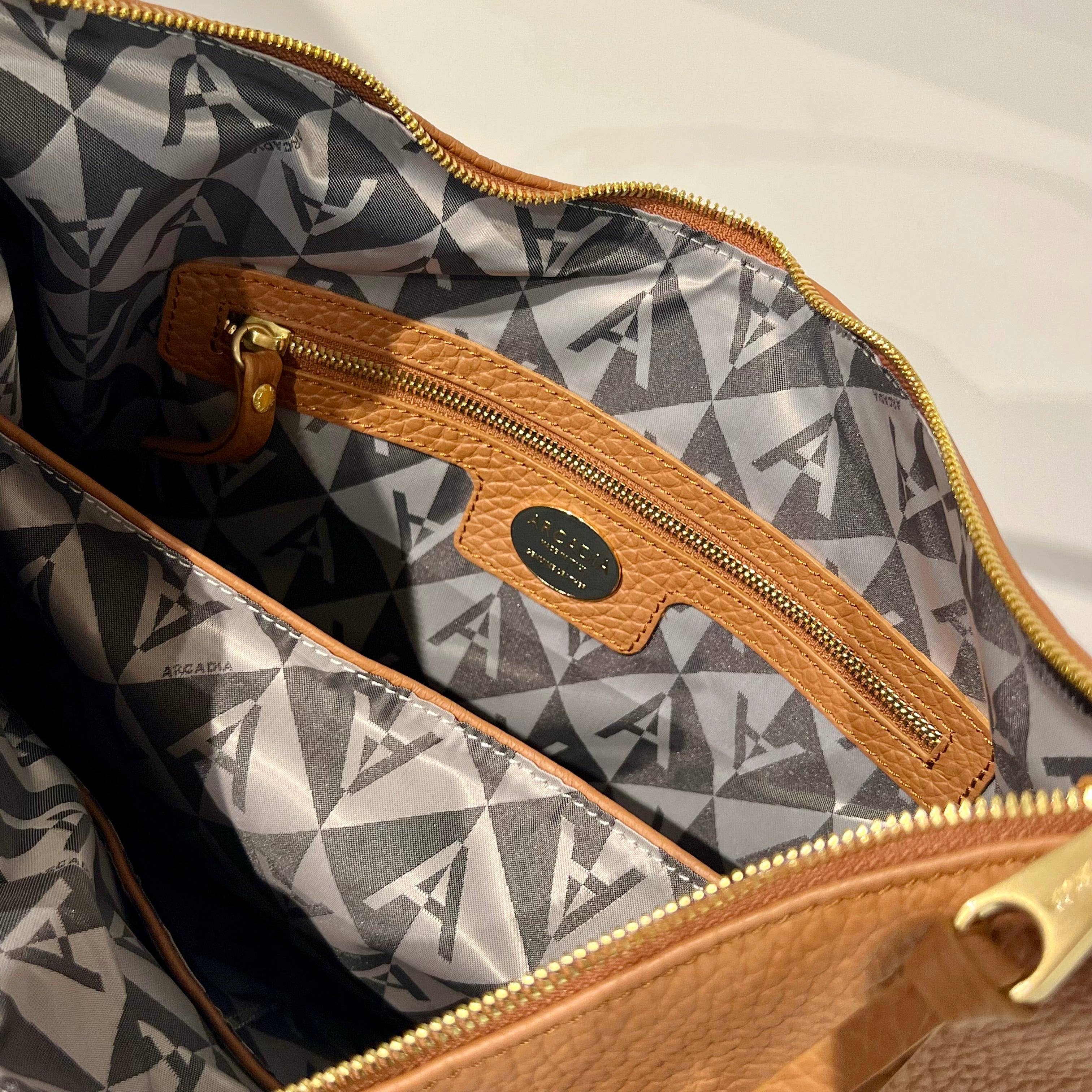 W6-7048 IOLE Borsa Bom Large Caramel